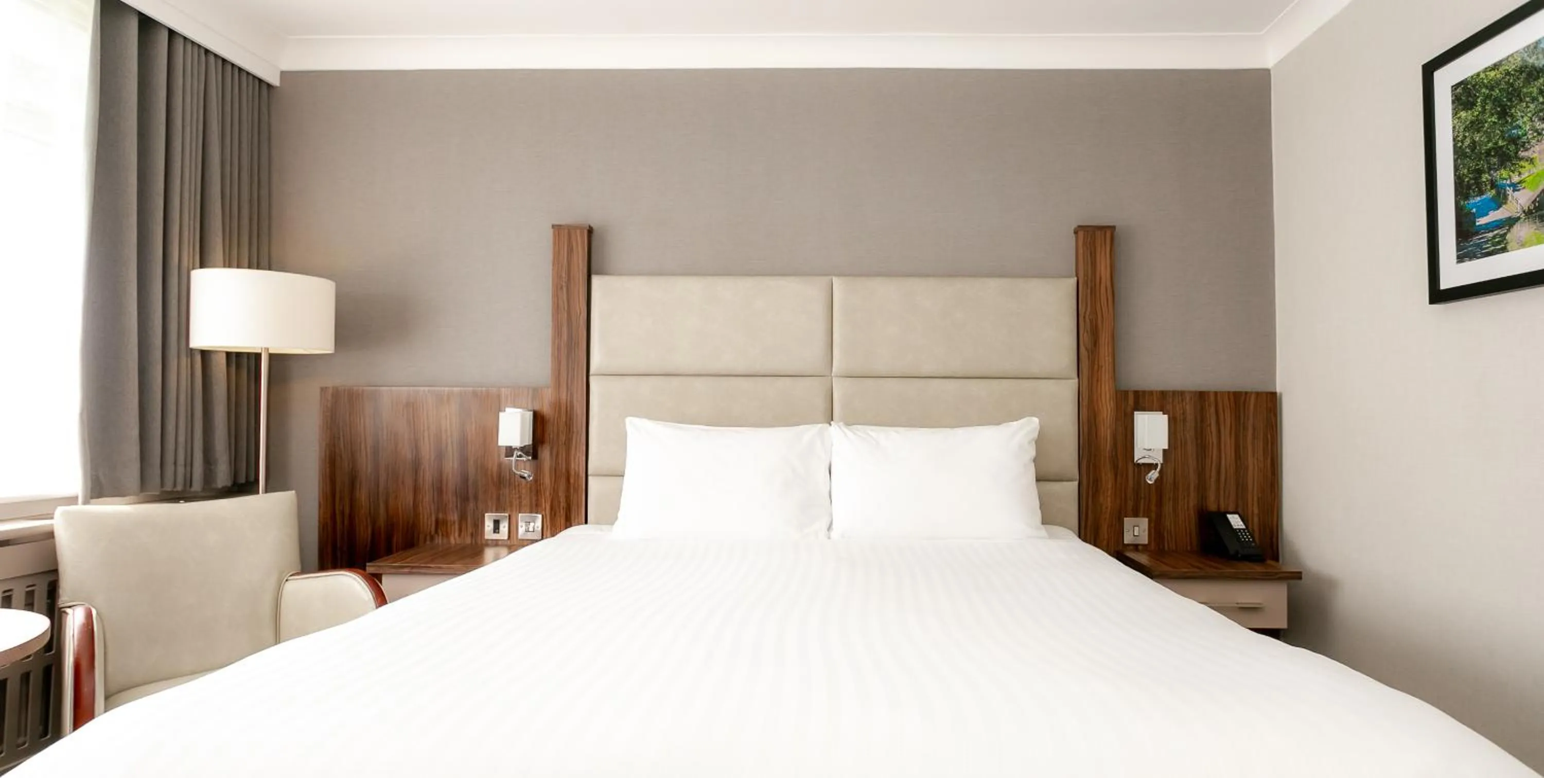 Bed in Cedar Court Hotel Huddersfield