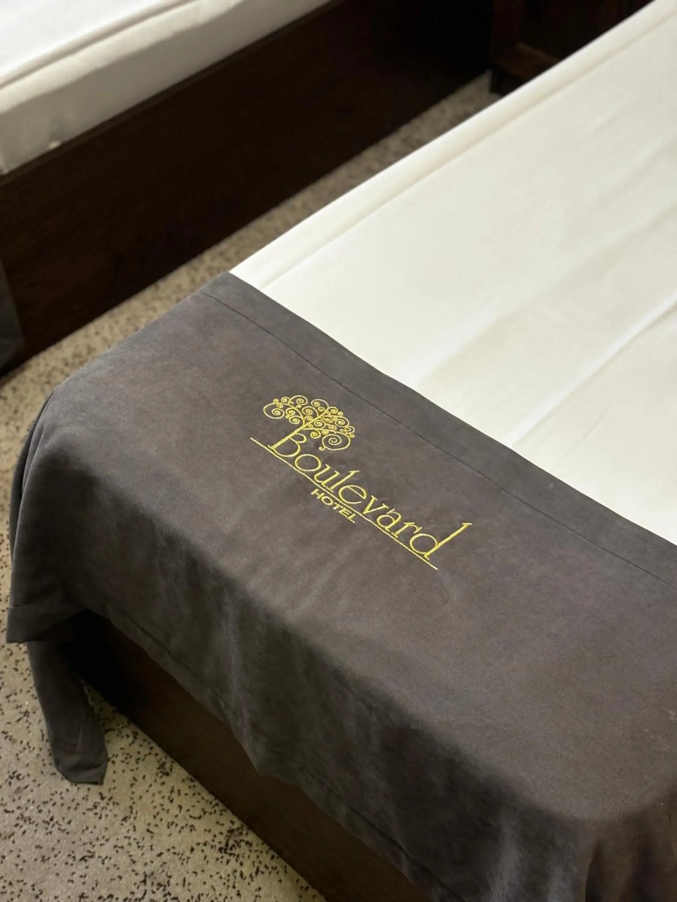 Deluxe Double or Twin Room with City View in Boulevard Hotel Deluxe Double or Twin Room with City View in Boulevard Hotel