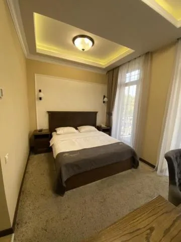 Bed in Boulevard Hotel