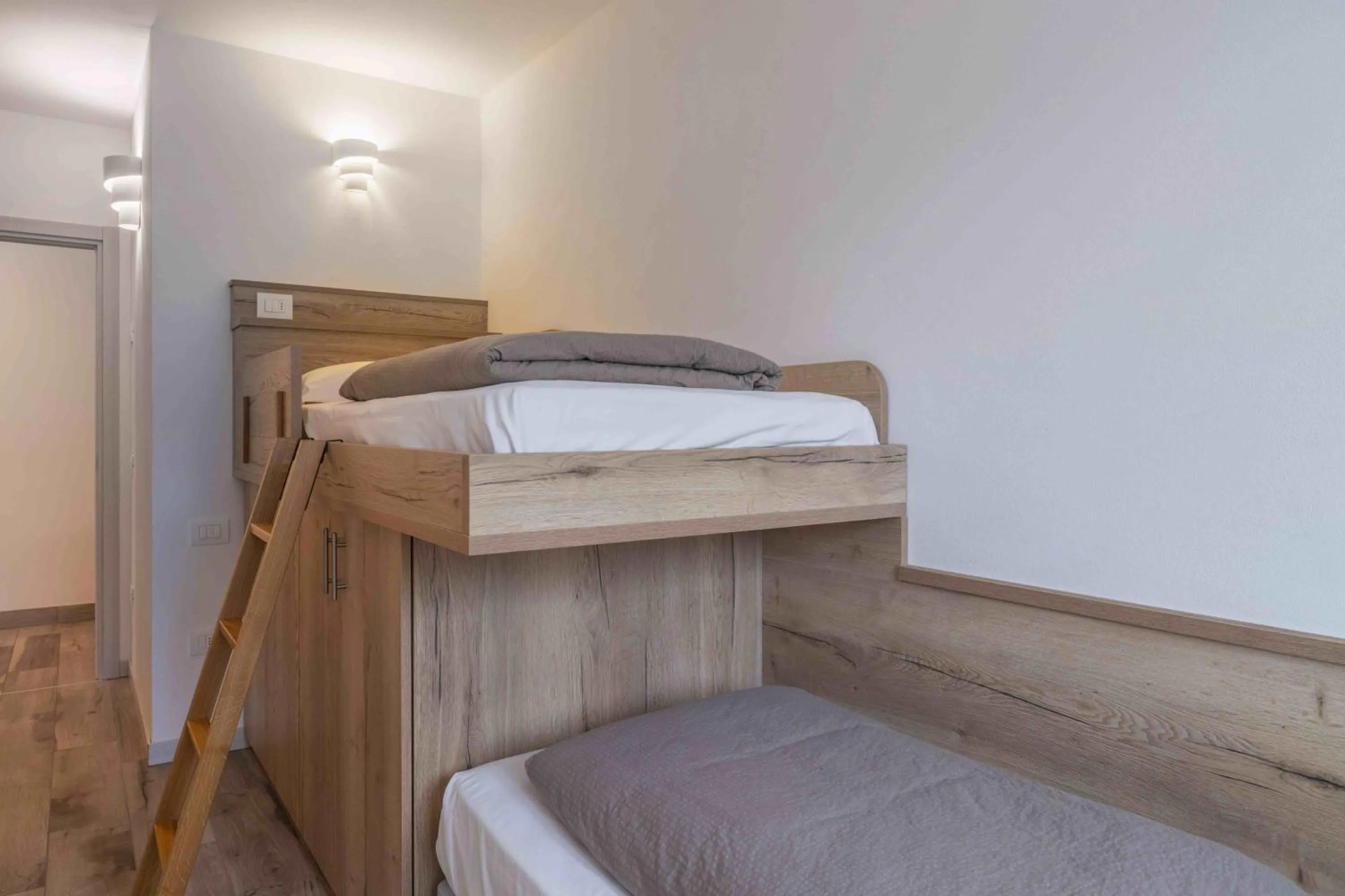 Bedroom, Bed in Appartamenti Decarli