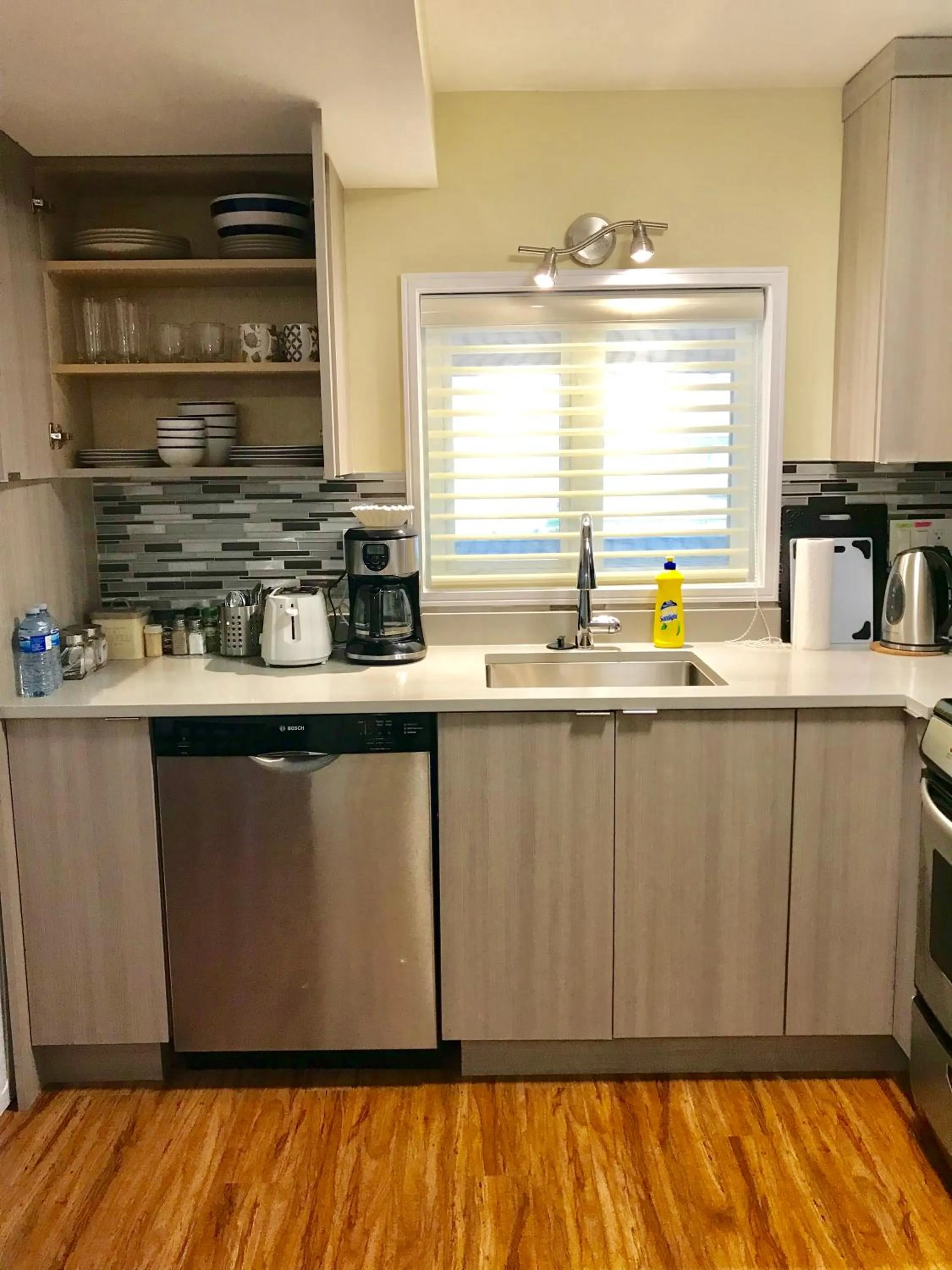 Kitchen or kitchenette in Bay View House