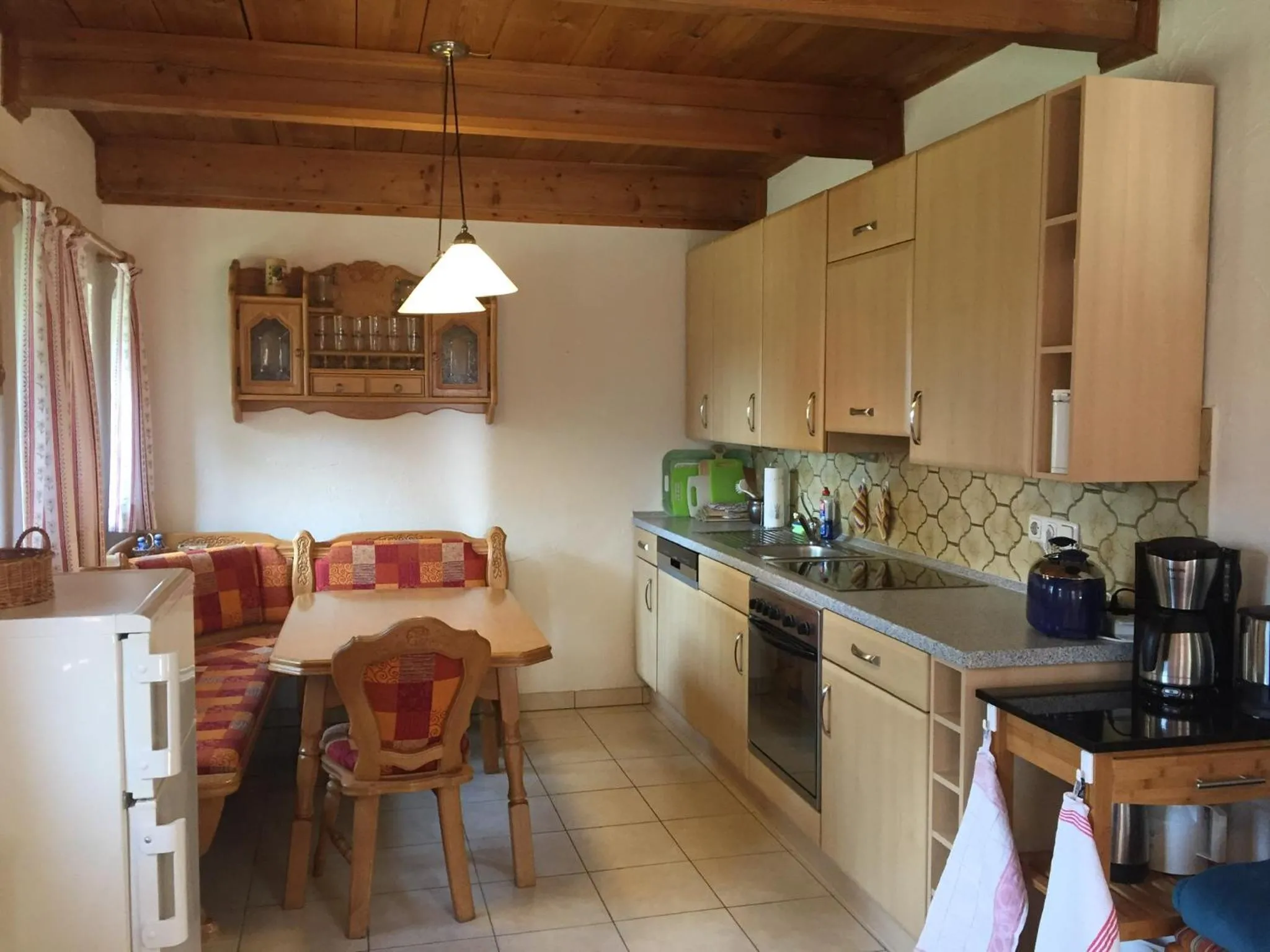 Kitchen or kitchenette in Ferienhaus Zopfhäusl