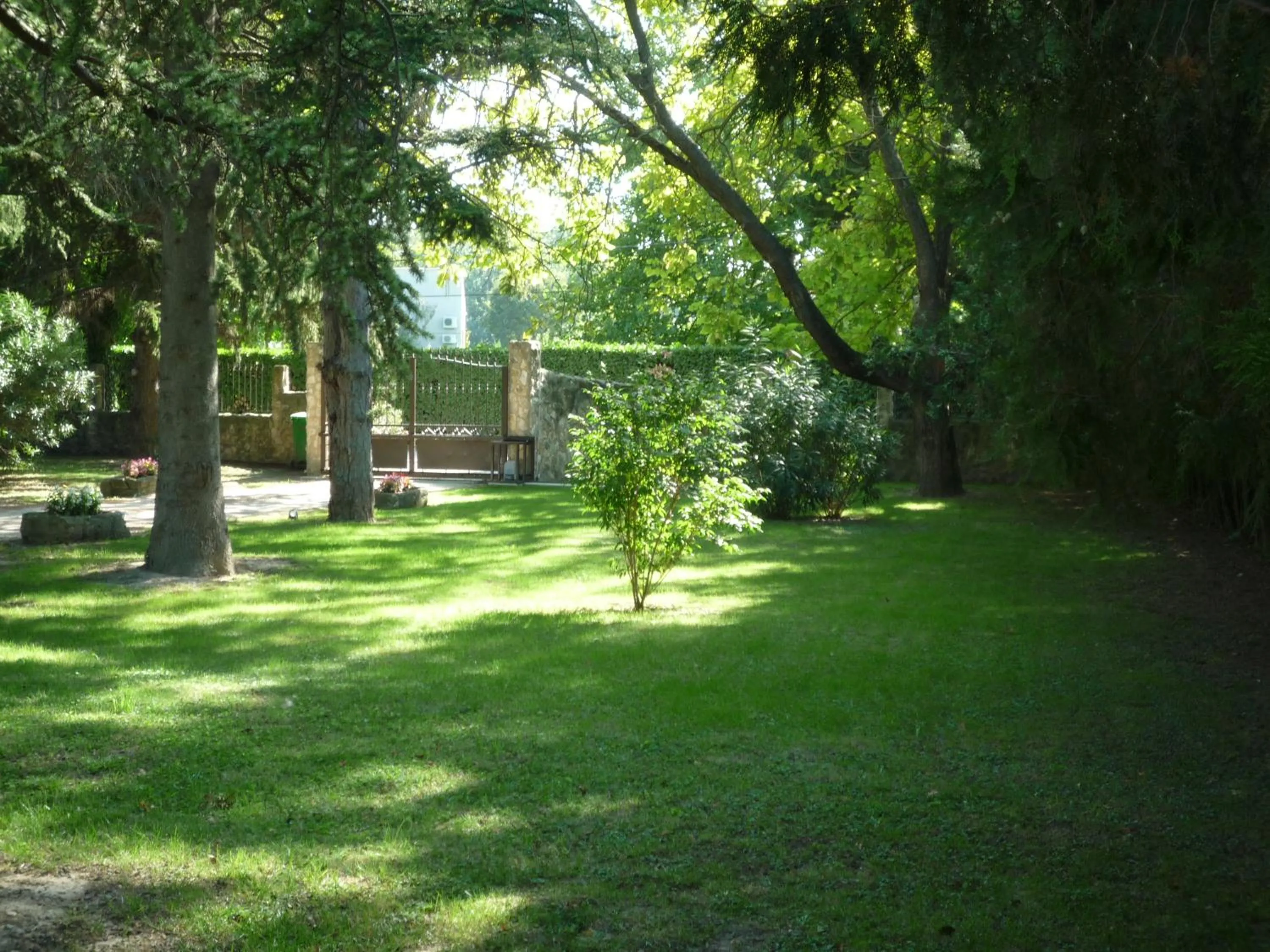 Facade/entrance in Mas de l'ile