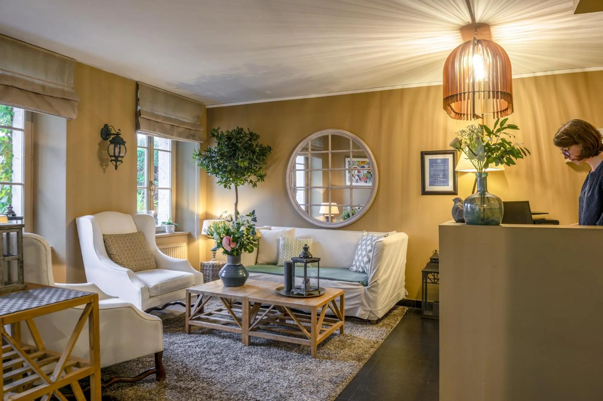 Living room in Hôtel Traiteur Les Ormes, The Originals Relais