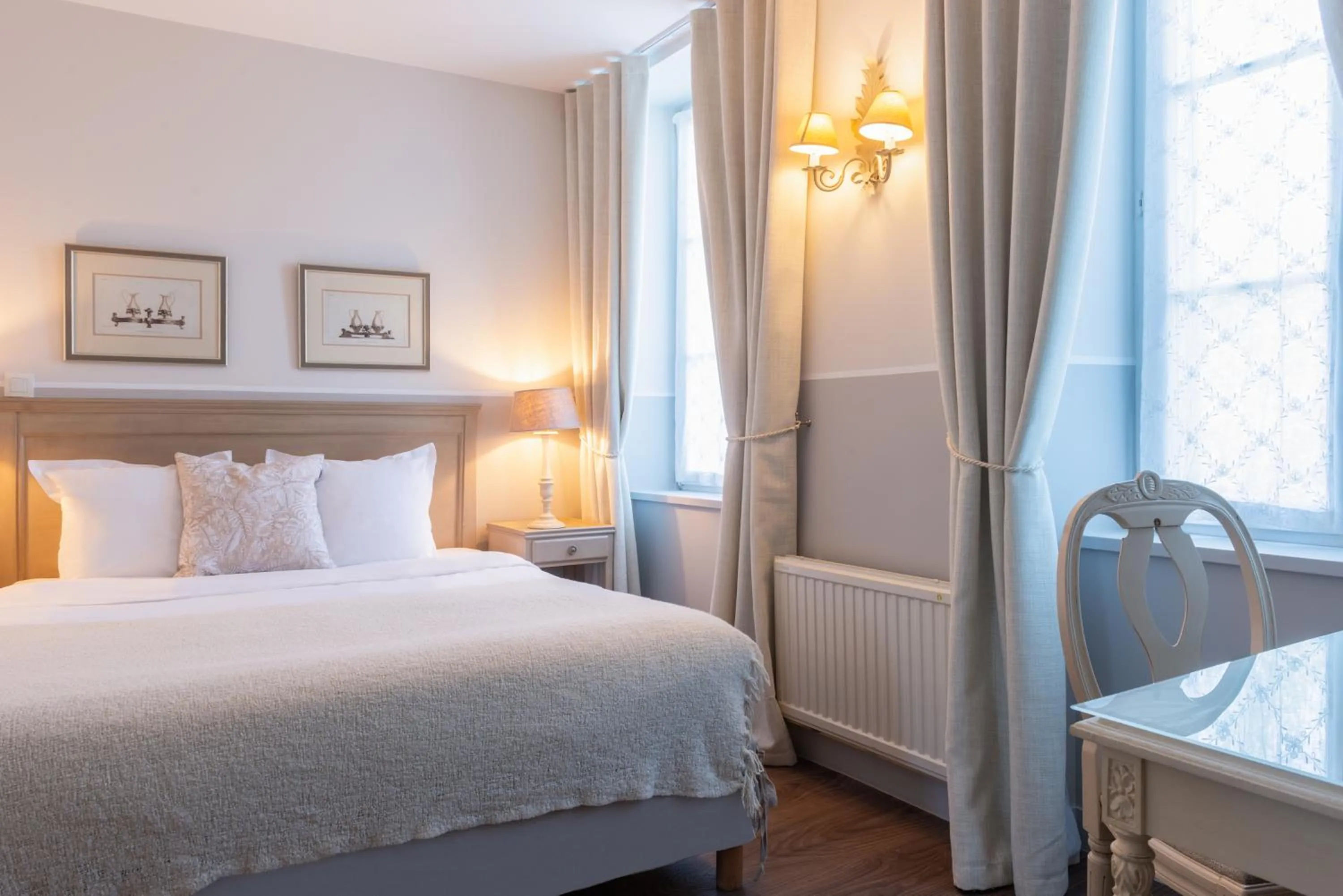 Bed in Hôtel Traiteur Les Ormes, The Originals Relais