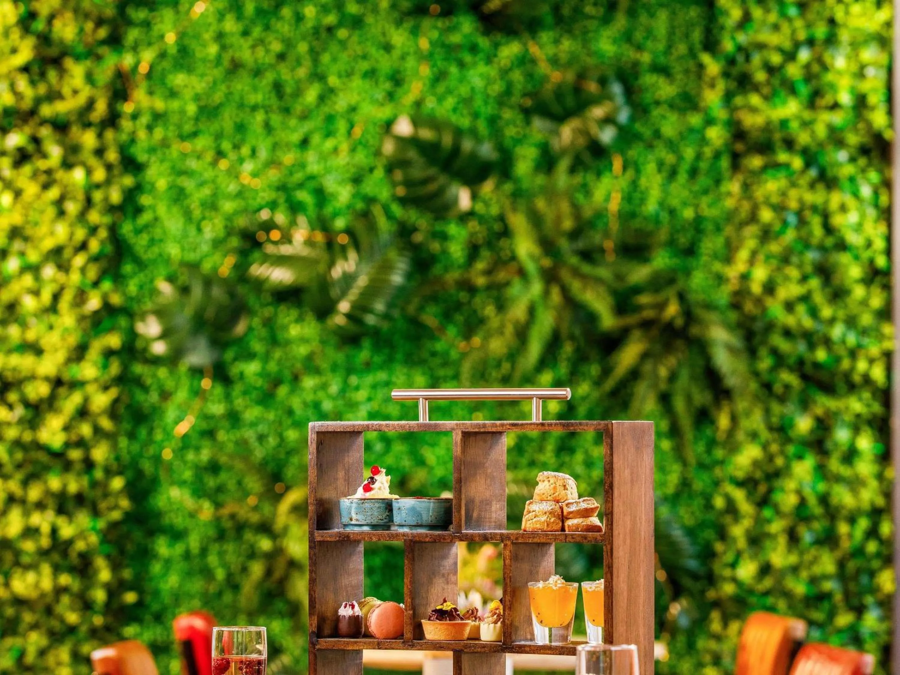 Lounge or bar in Novotel London Greenwich