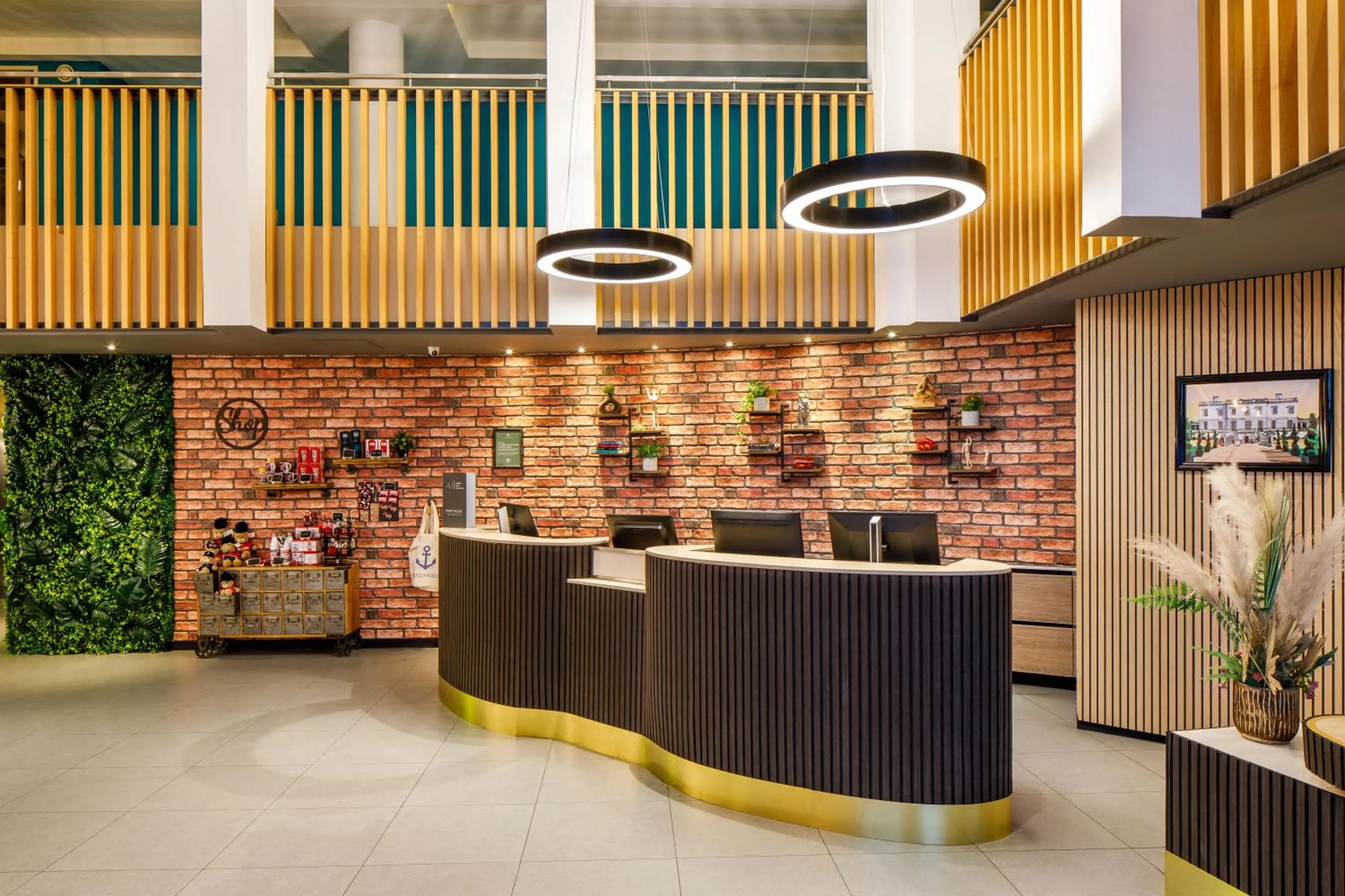 Lobby or reception in Novotel London Greenwich