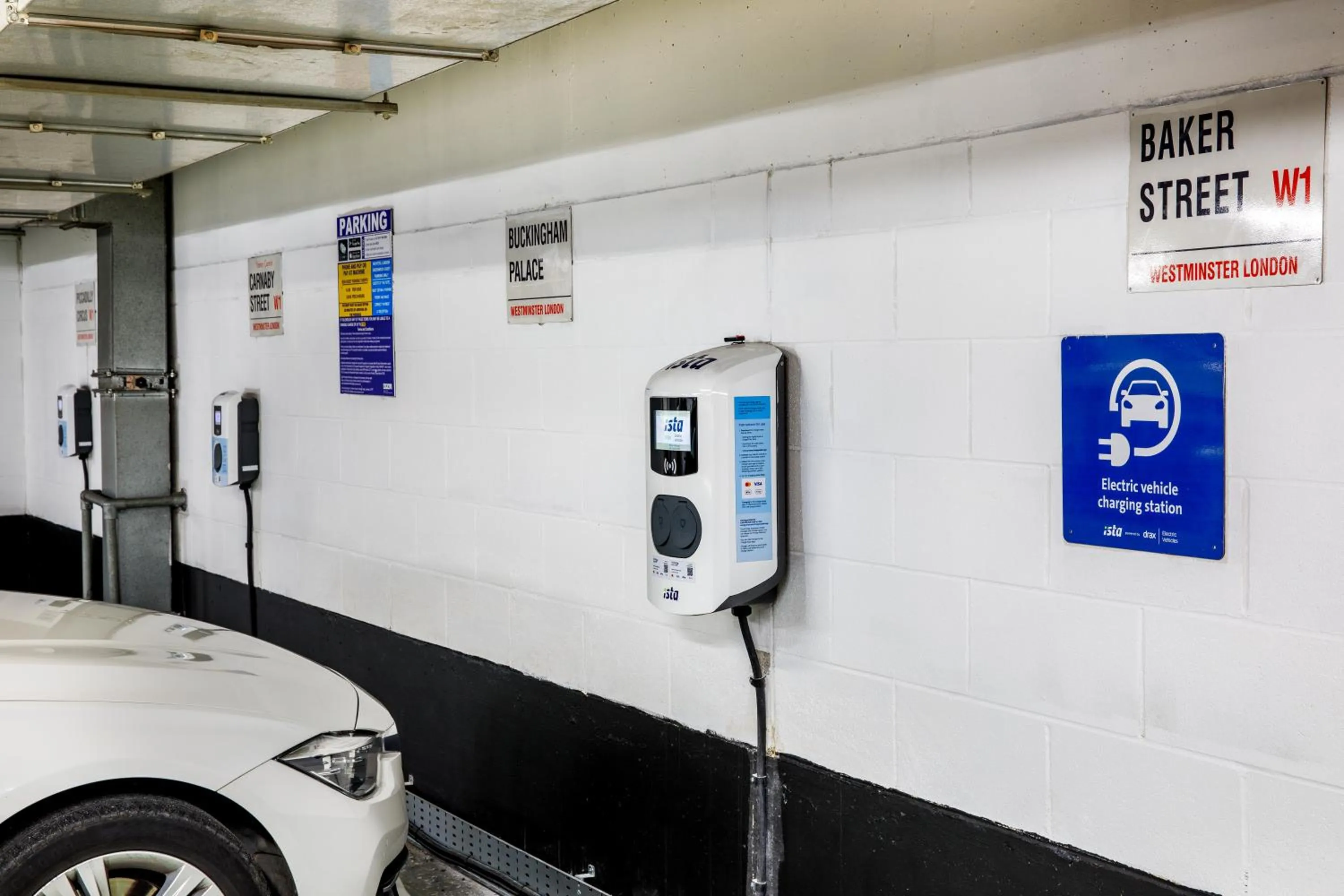 Parking in Novotel London Greenwich