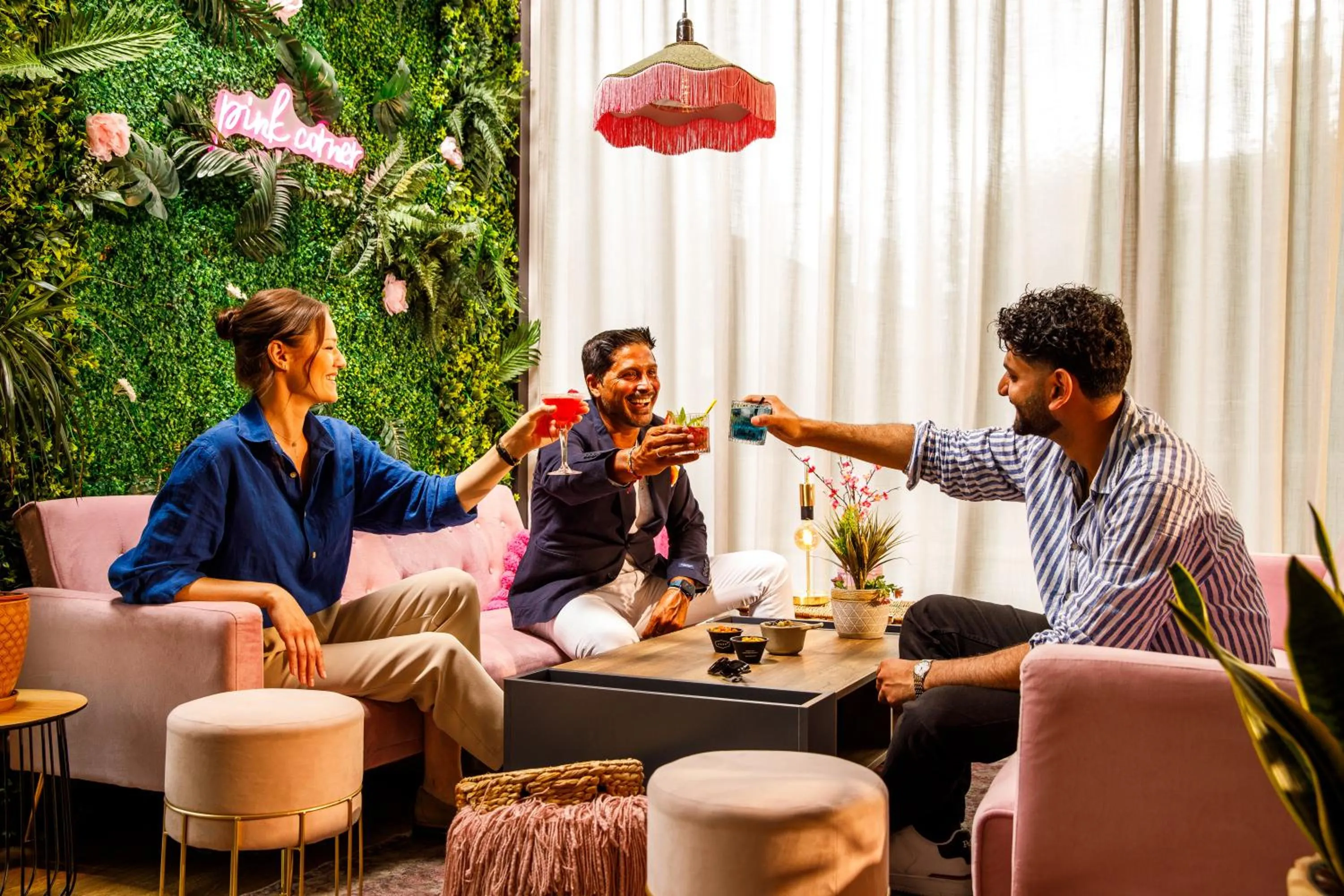 Restaurant/places to eat in Novotel London Greenwich