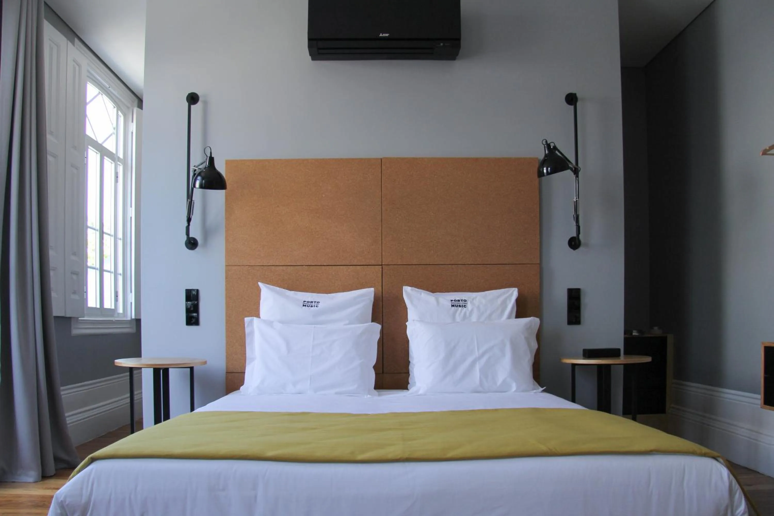 Bedroom, Bed in Porto Music Guest House