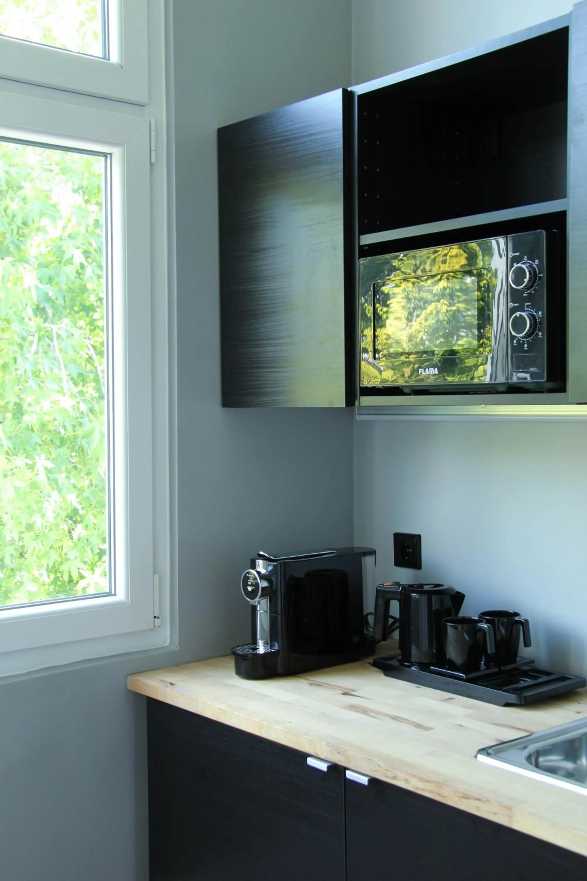 Kitchen or kitchenette in Porto Music Guest House