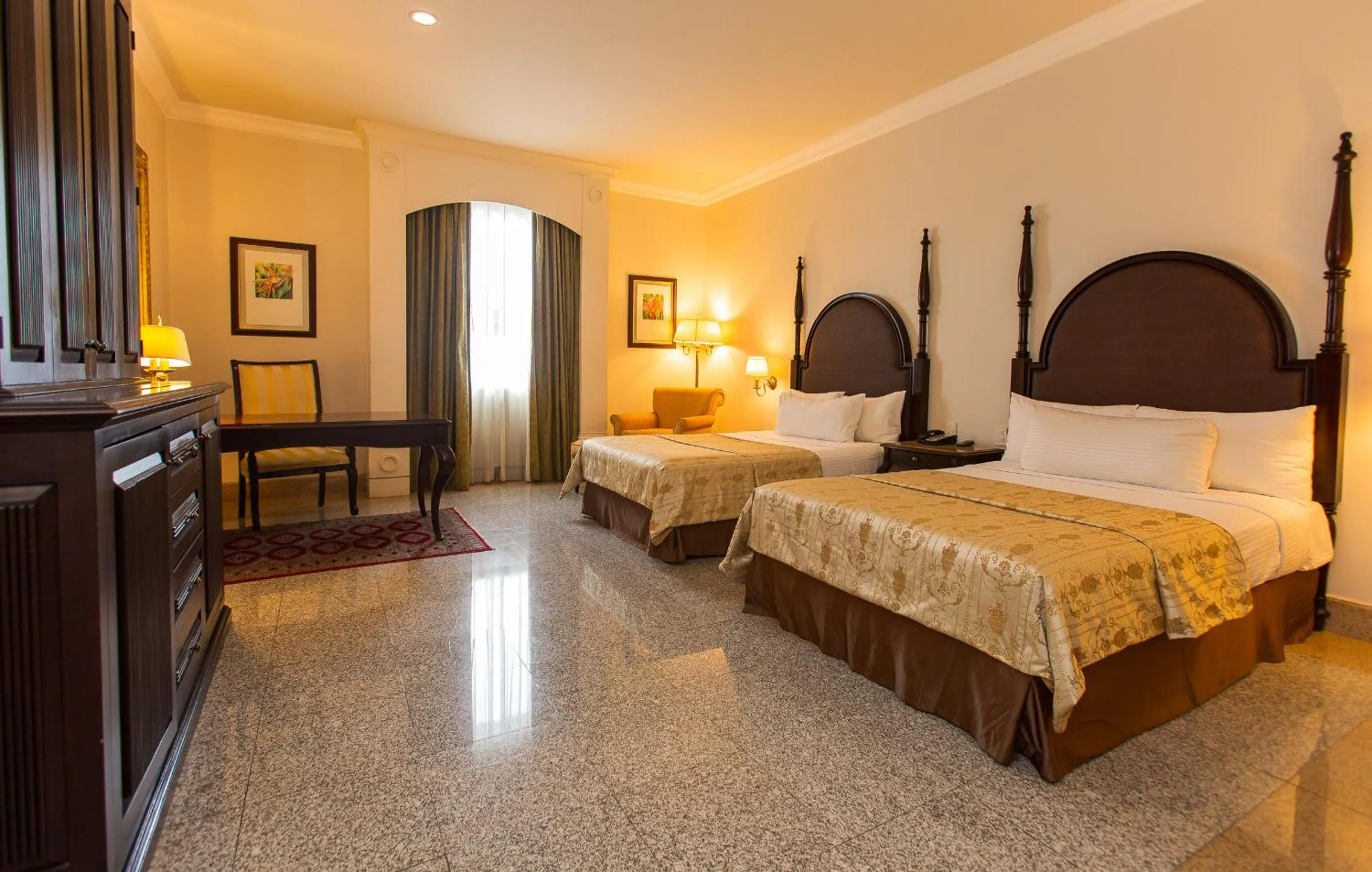 Photo of the whole room, Bed in Quinta Edén Villahermosa