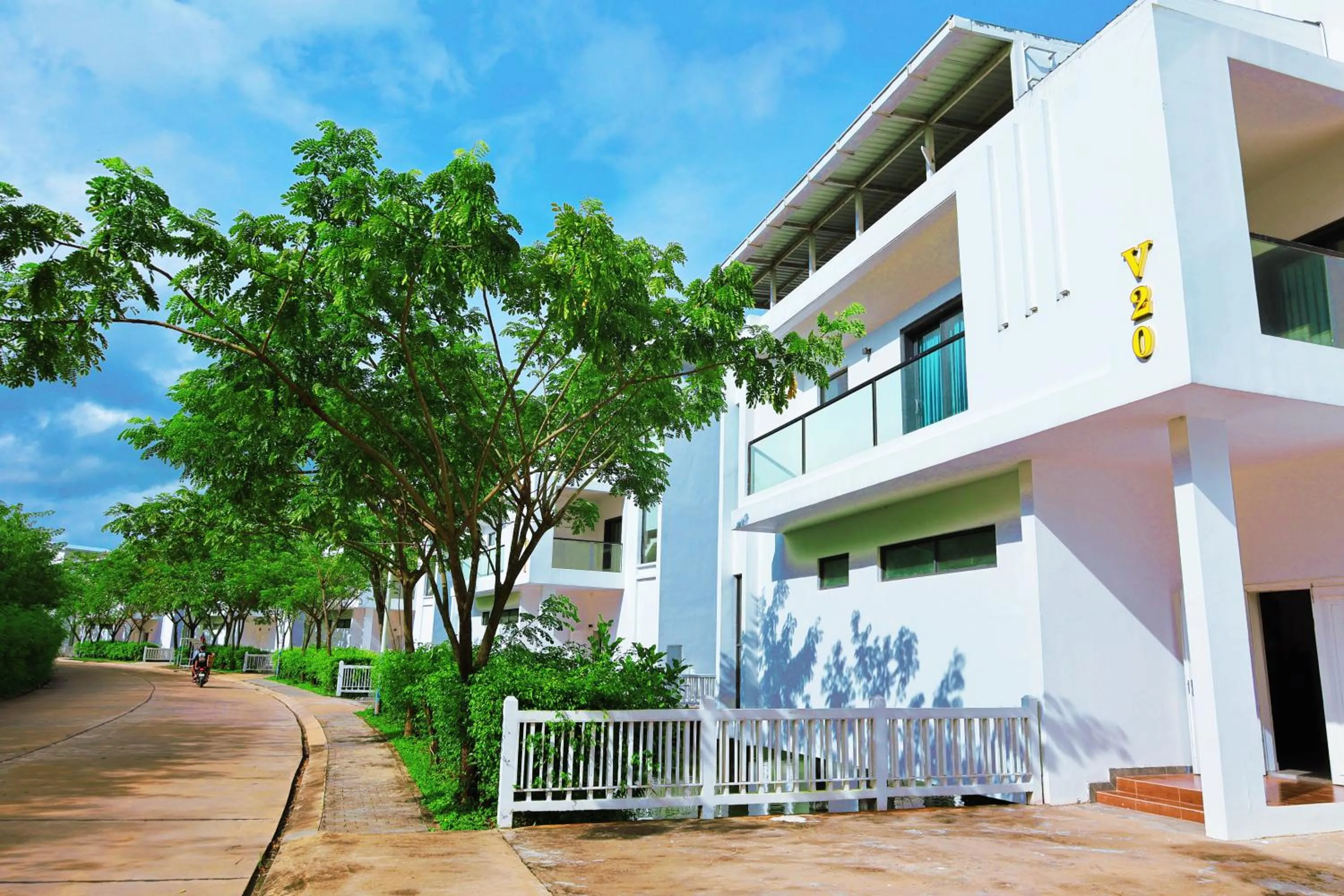 Property building in Shanghai Resort