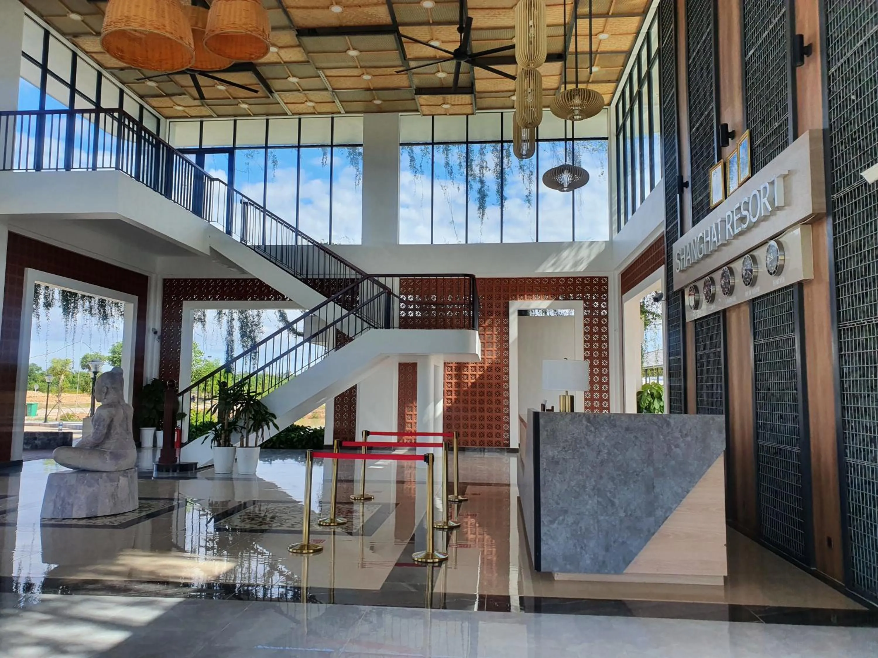 Lobby or reception in Shanghai Resort