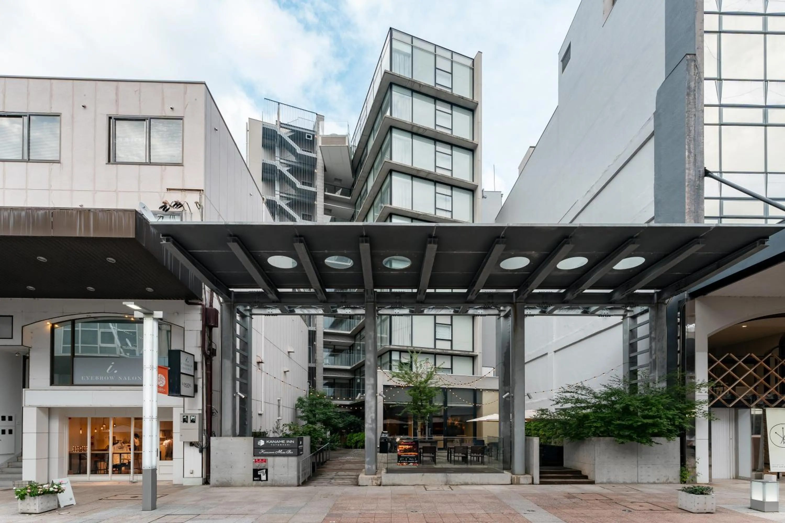 Property building in Kaname Inn Tatemachi