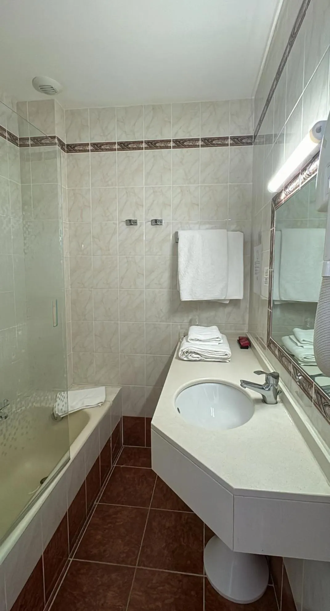 Hotel Carlton Nice, Partially Renovated