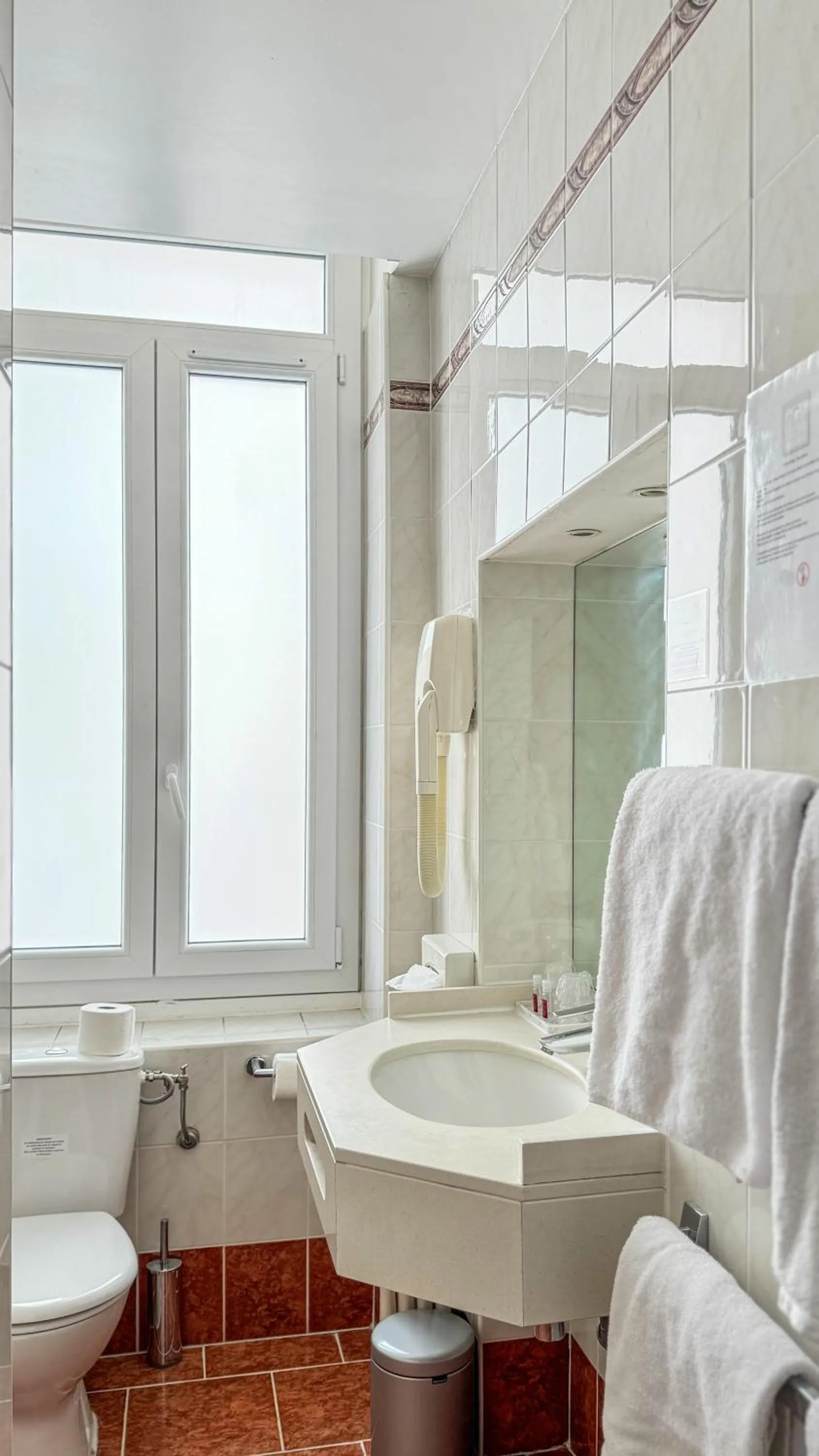 Hotel Carlton Nice, Partially Renovated