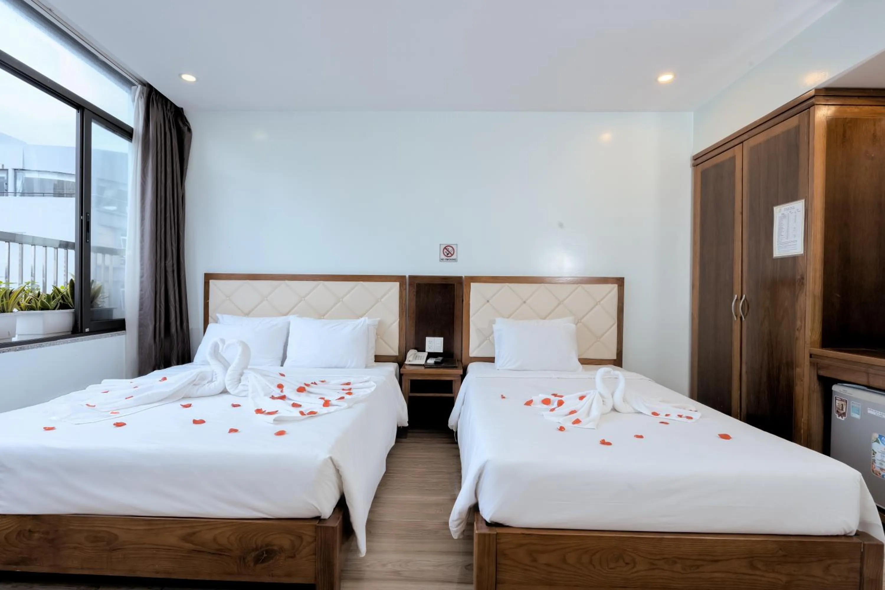 Family, Bed in DaNa Sailing Hotel