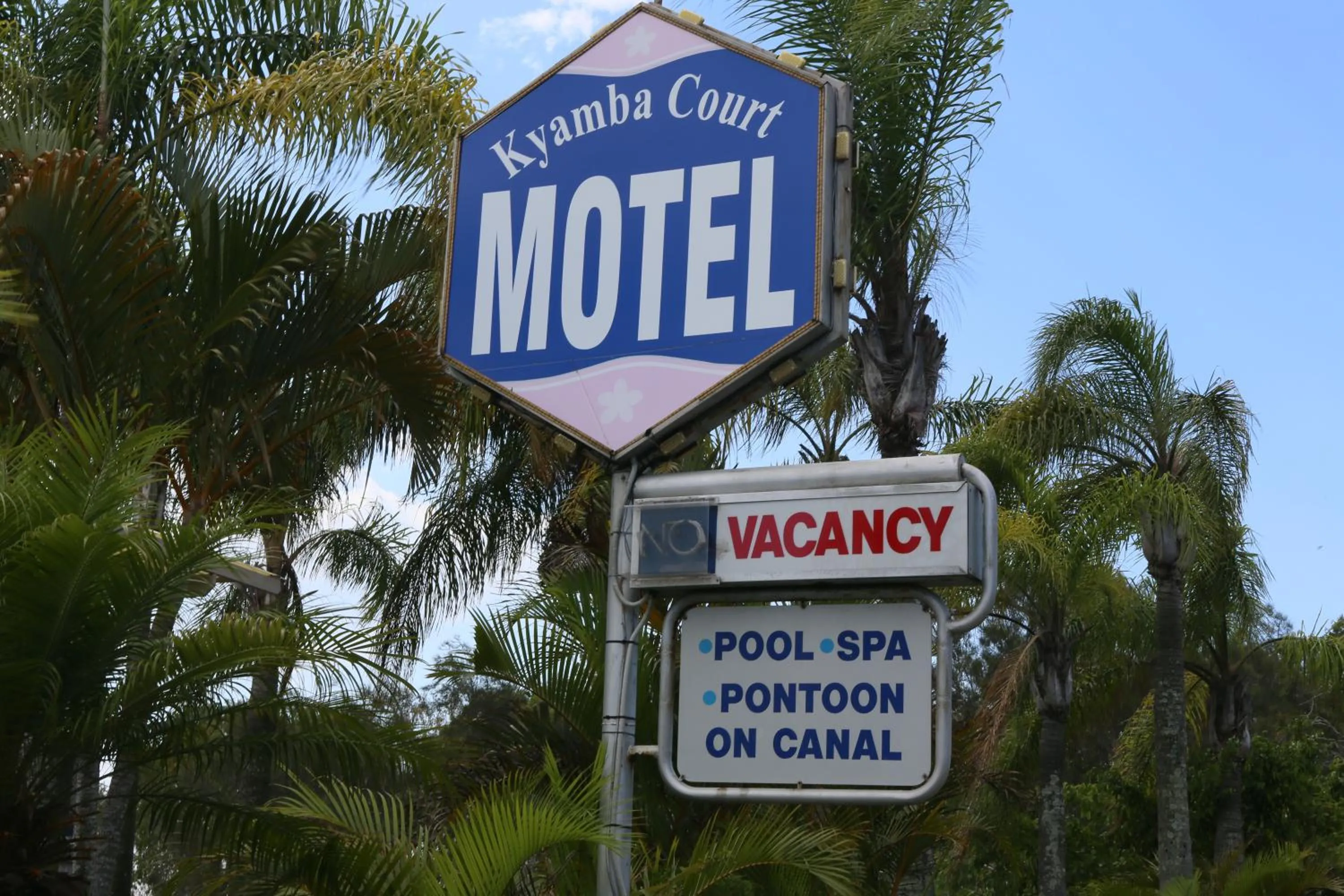 Property building in Kyamba Court Motel