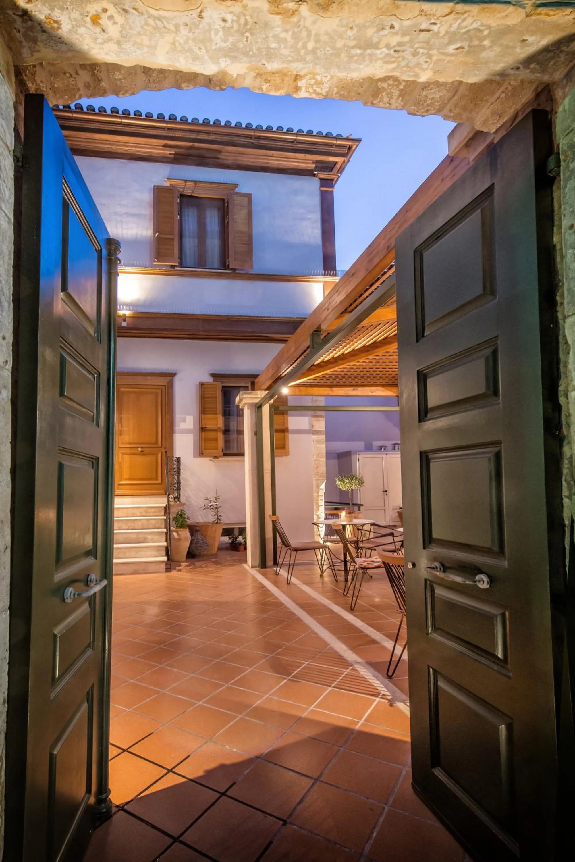 Facade/entrance in Veneziano Boutique Hotel