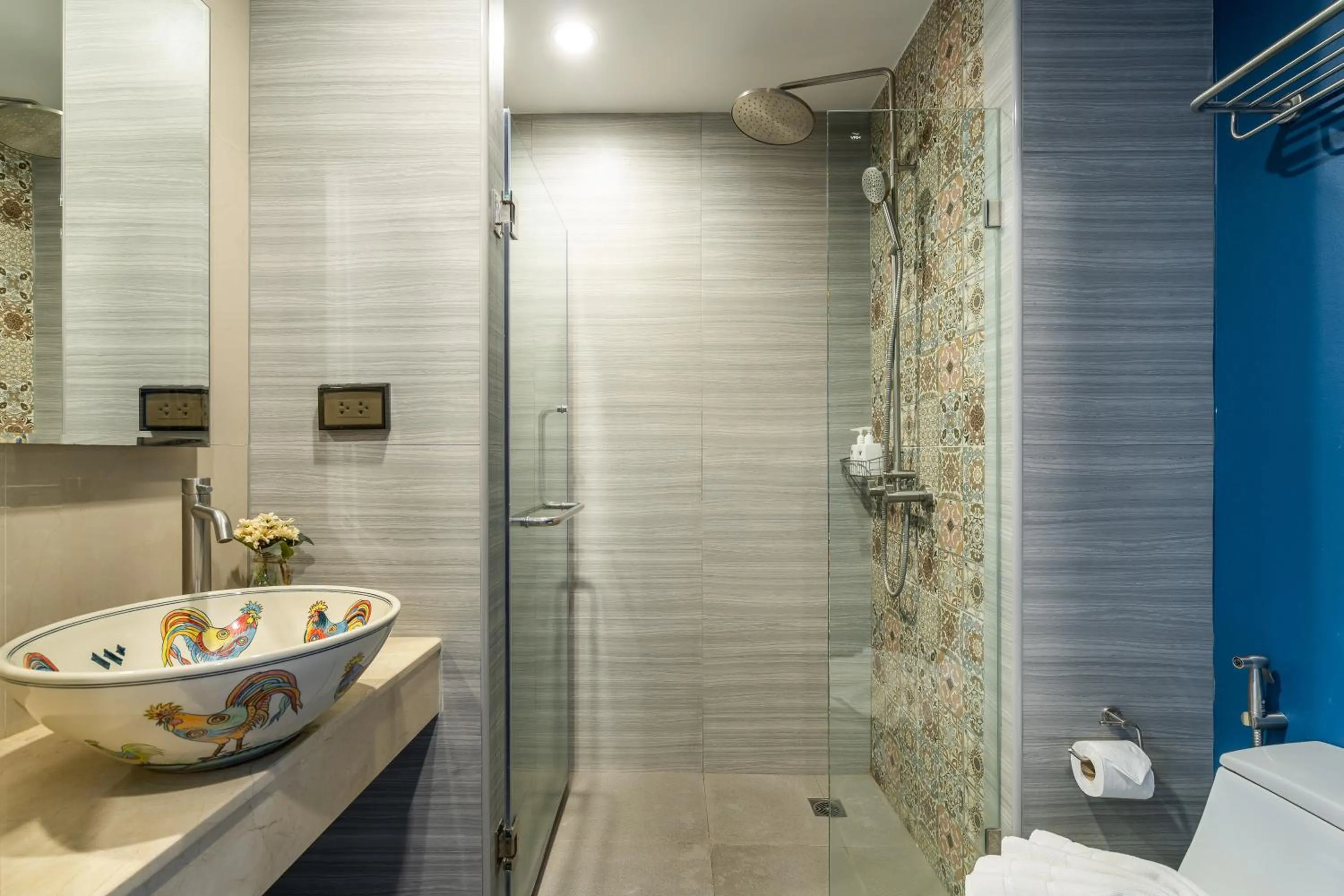 Bathroom in W Station