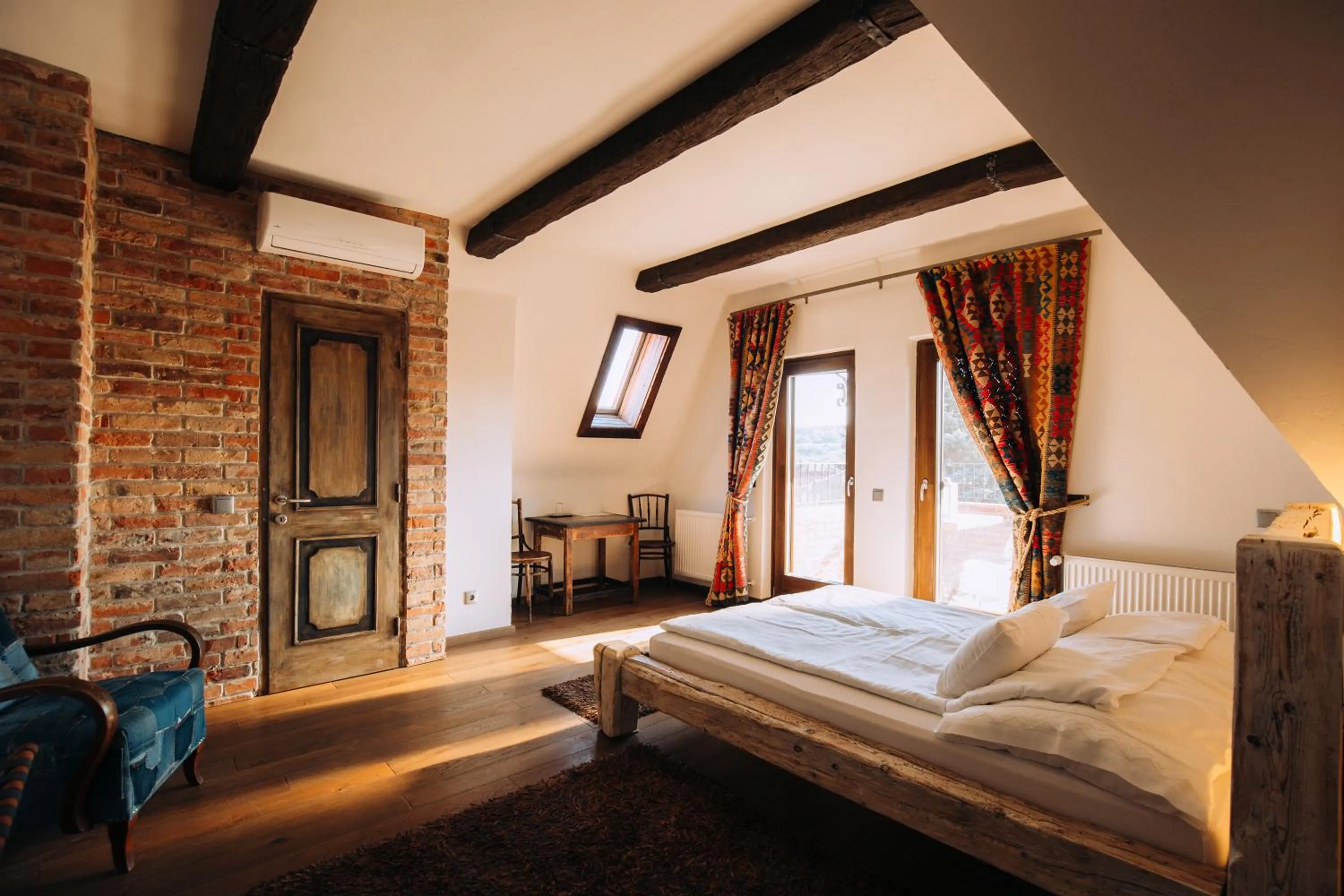 Superior Double Room with Terrace - single occupancy in Vintage Home Vendégház