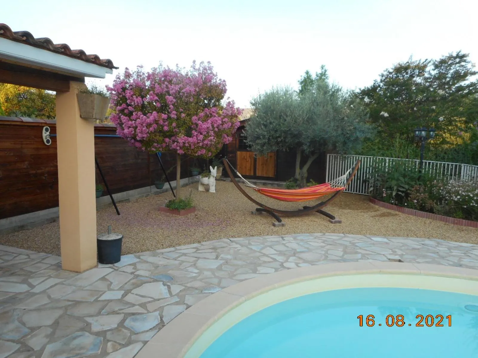 Swimming pool in Le Rieufroid