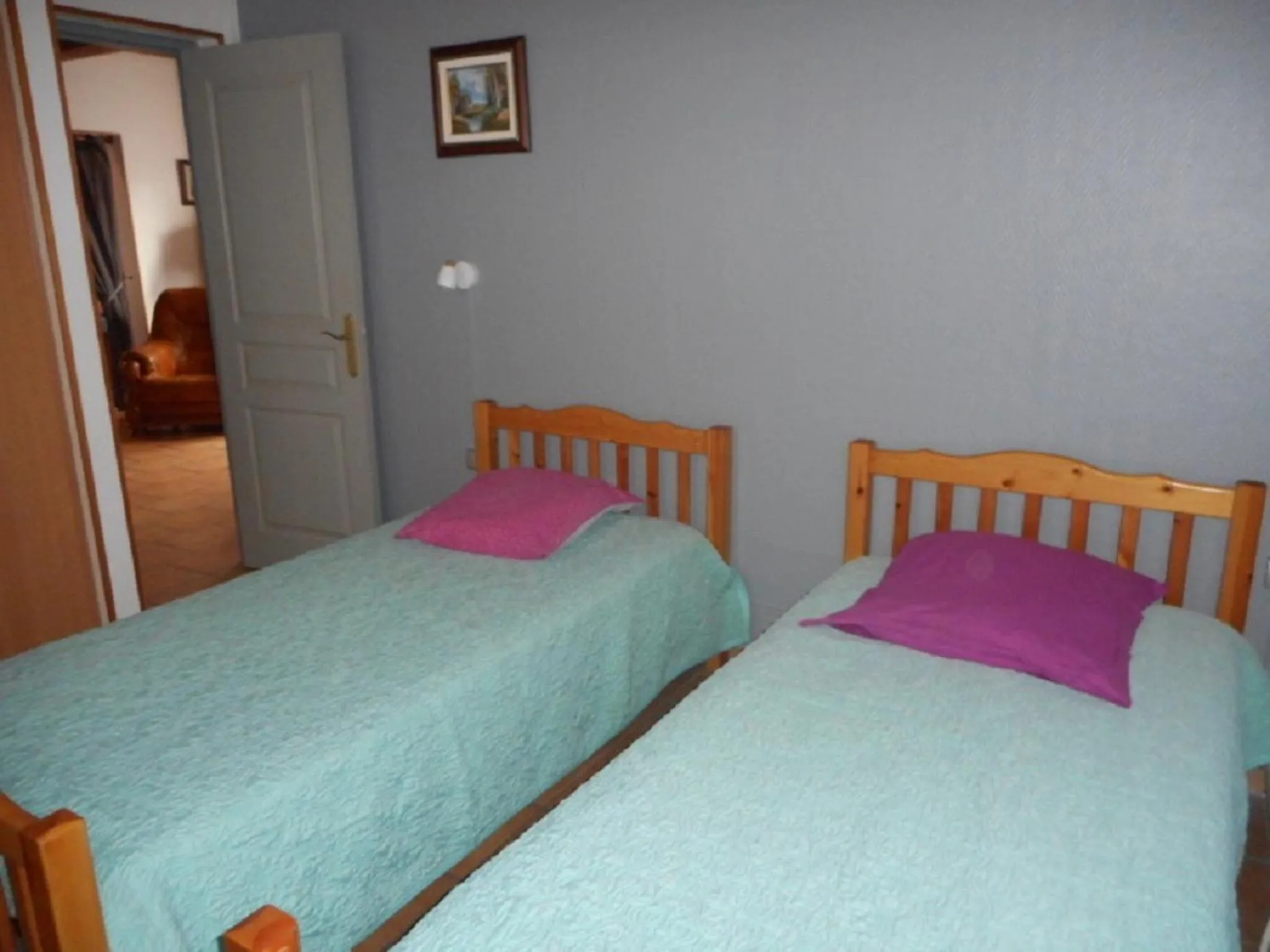 Photo of the whole room, Bed in Le Rieufroid