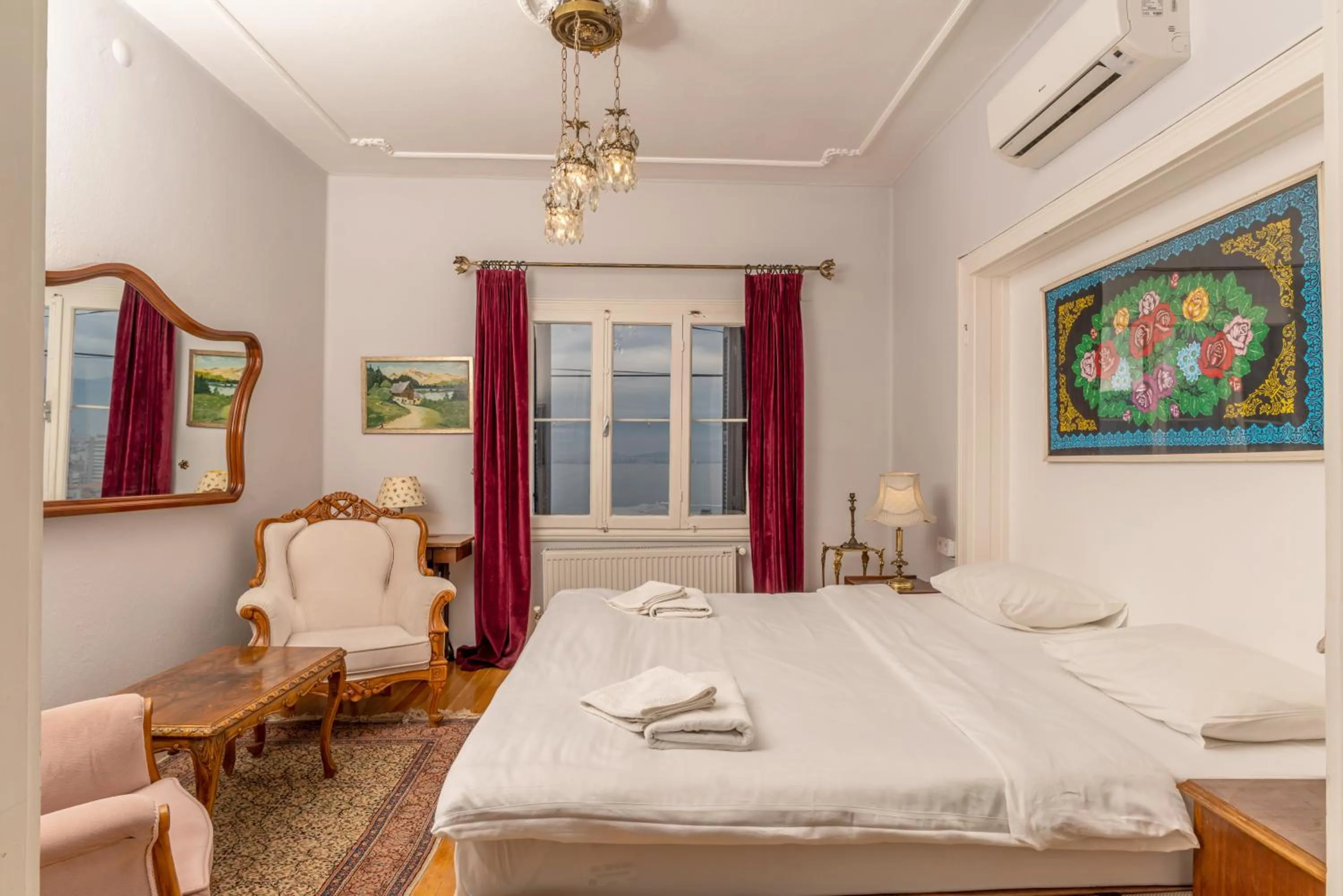 Bed in Büyük Konak İzmir