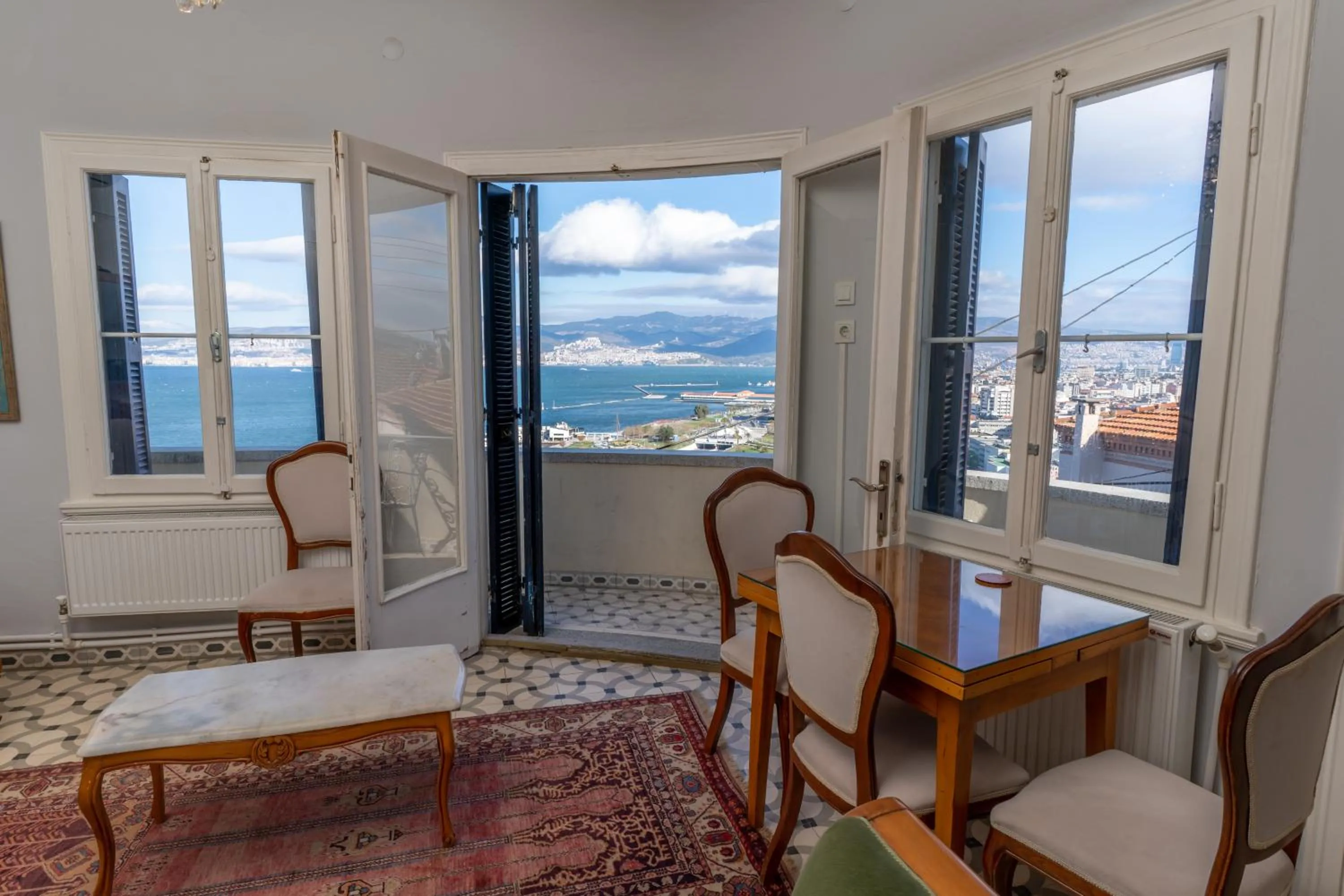 Bird's eye view in Büyük Konak İzmir