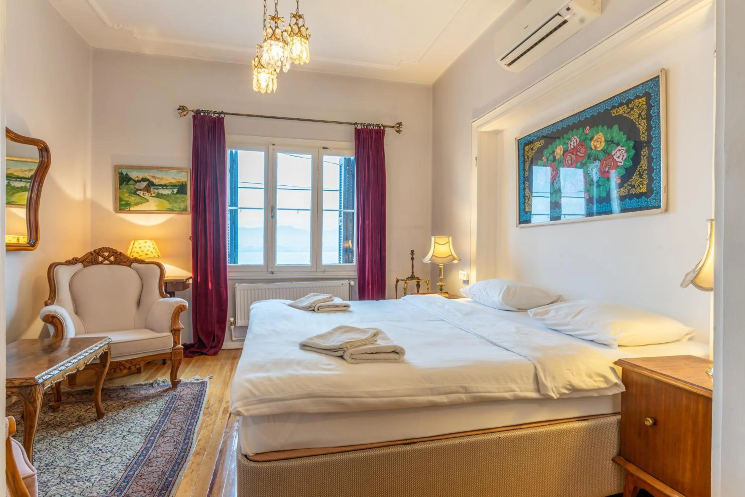 Bed in Büyük Konak İzmir