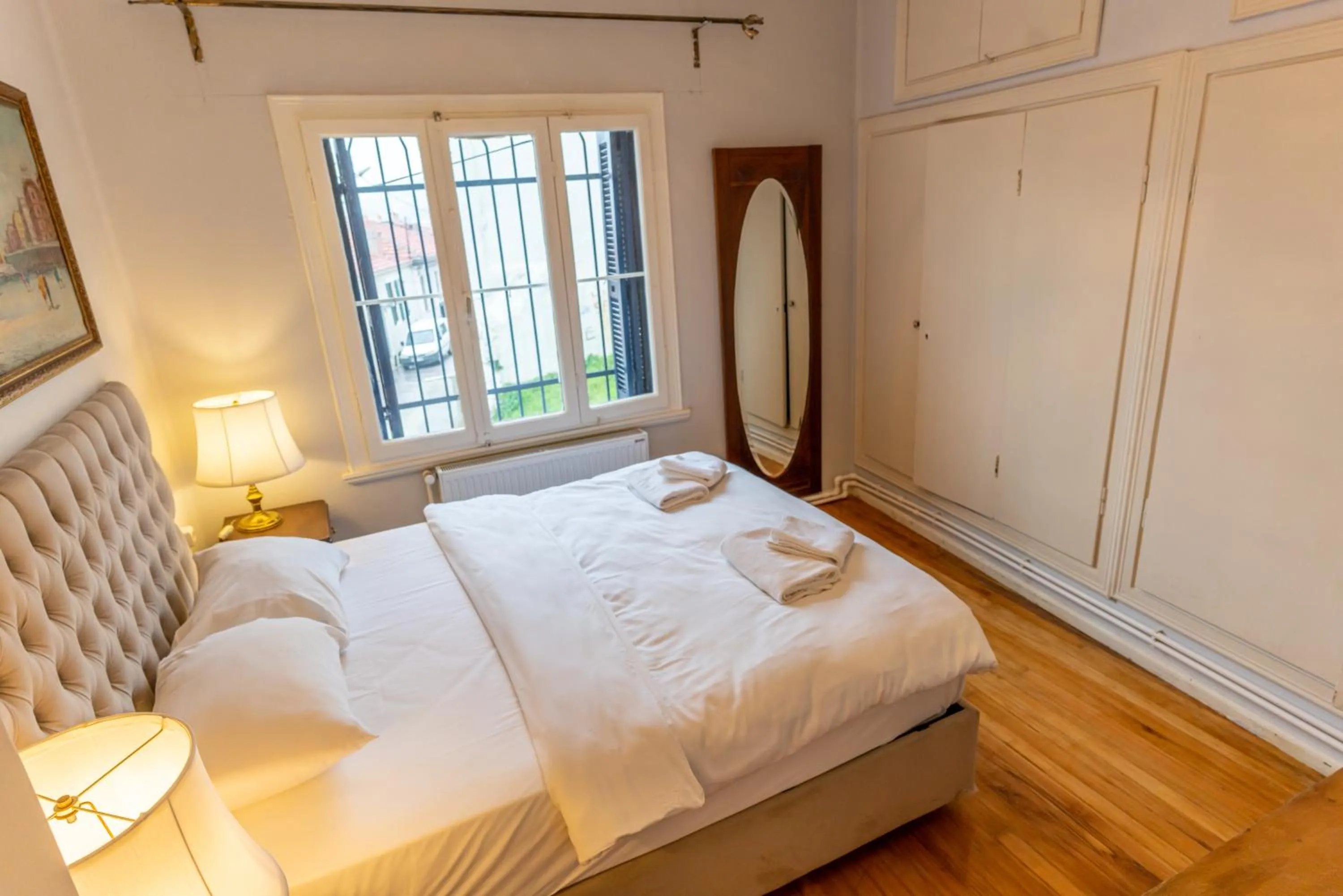 Bed in Büyük Konak İzmir