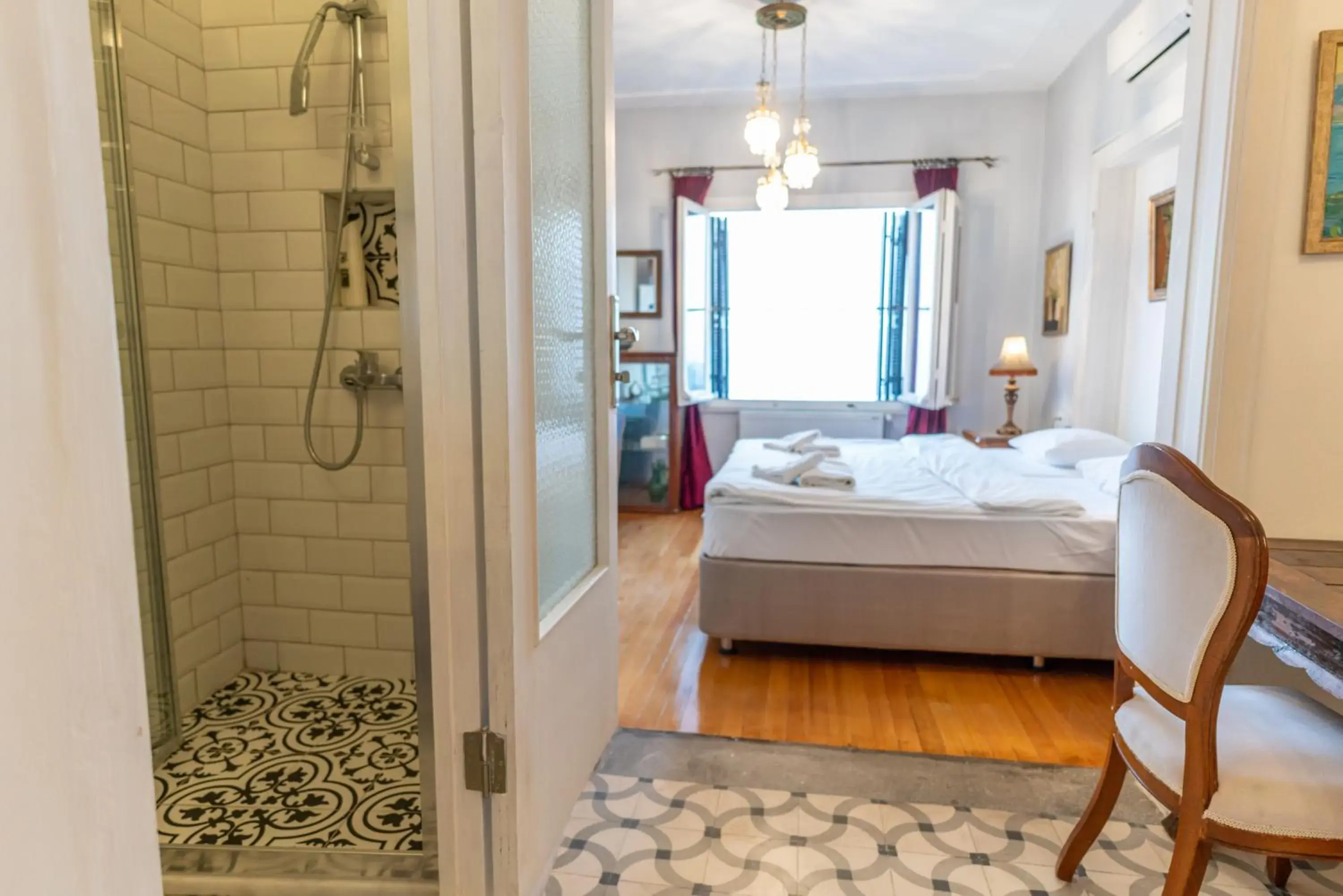 Studio Apartment with Sea View in Büyük Konak İzmir Studio Apartment with Sea View in Büyük Konak İzmir