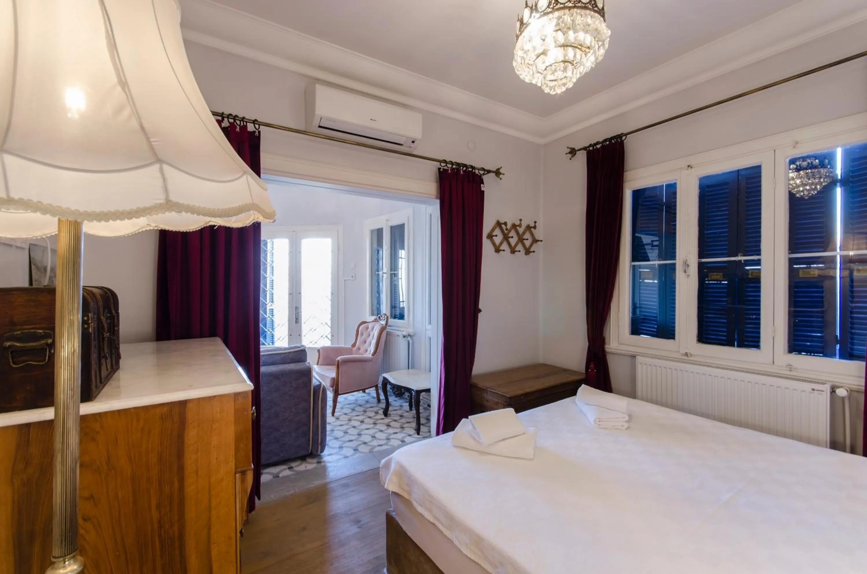 Bed in Büyük Konak İzmir