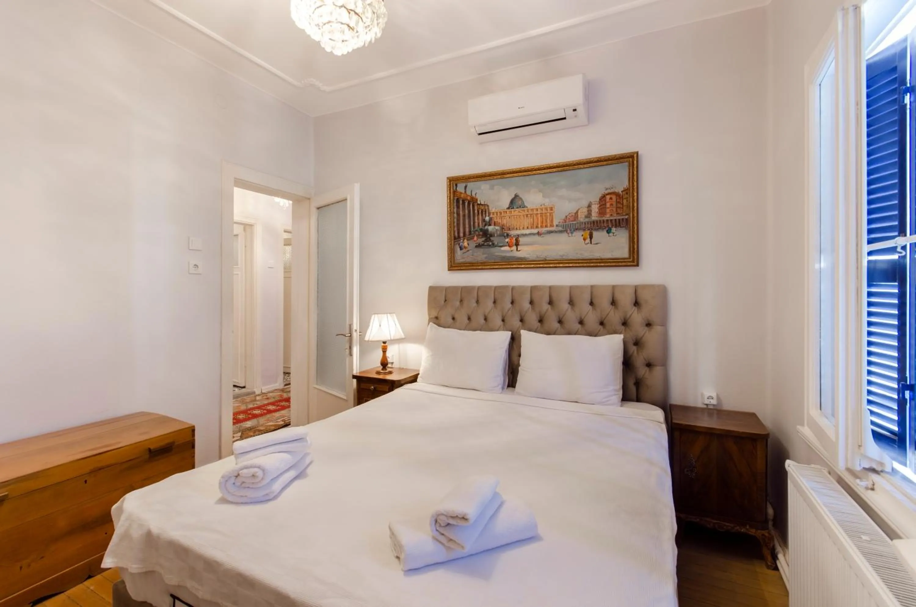 Bed in Büyük Konak İzmir