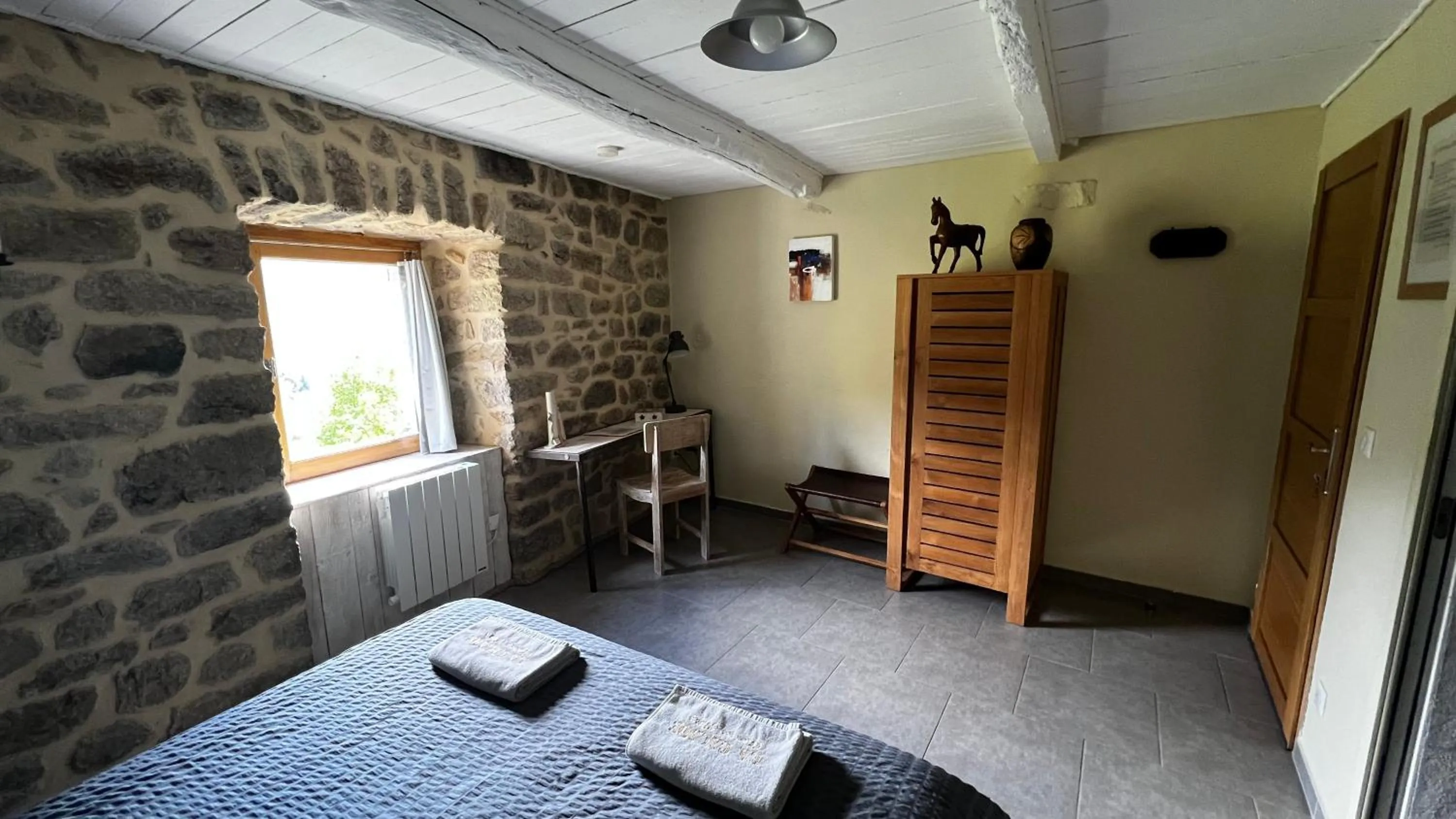 Bedroom, Bed in La Calade Chambres d'Hôtes & Espace Bien-Etre