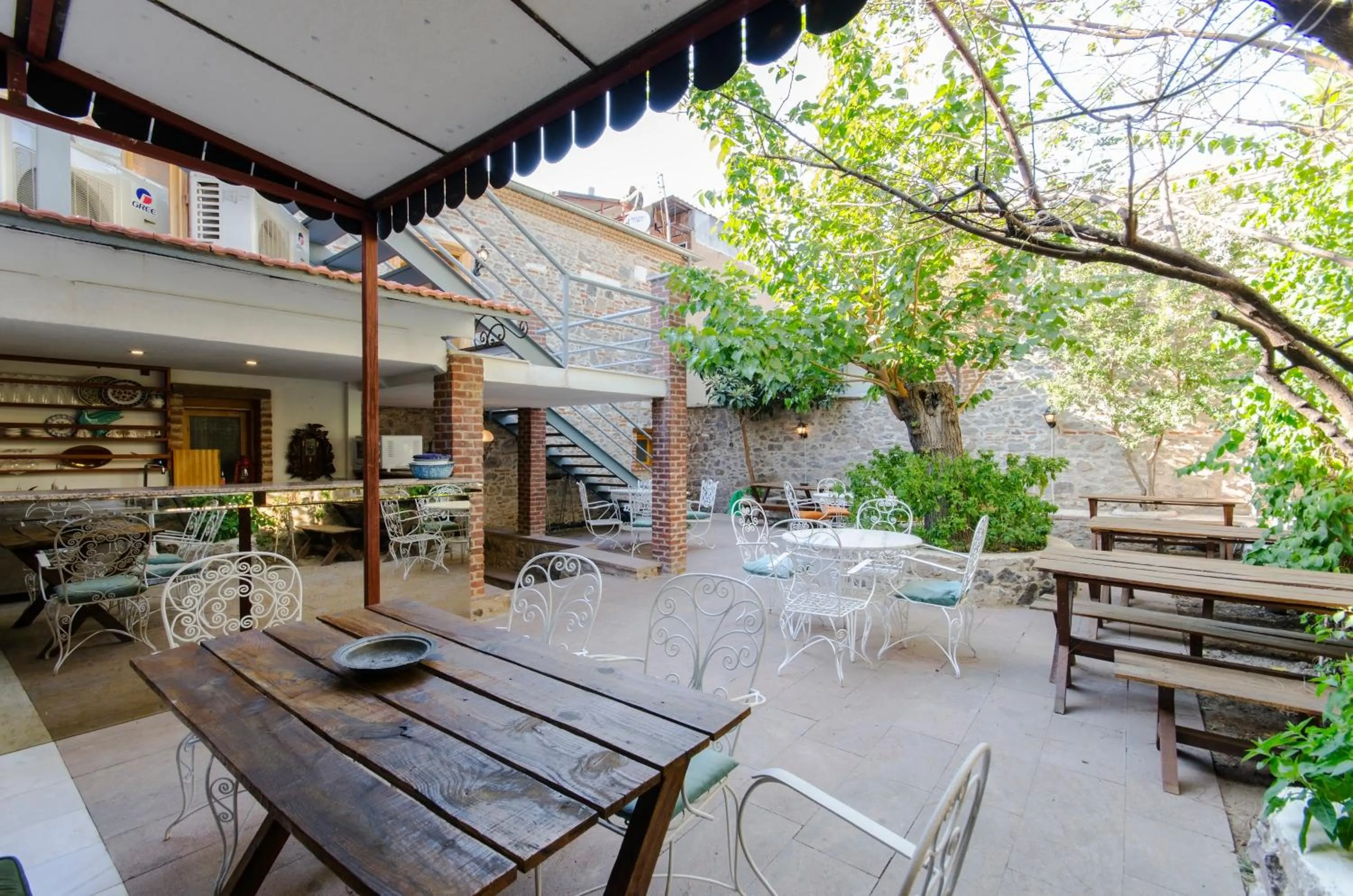 Garden in Dutlu Konak