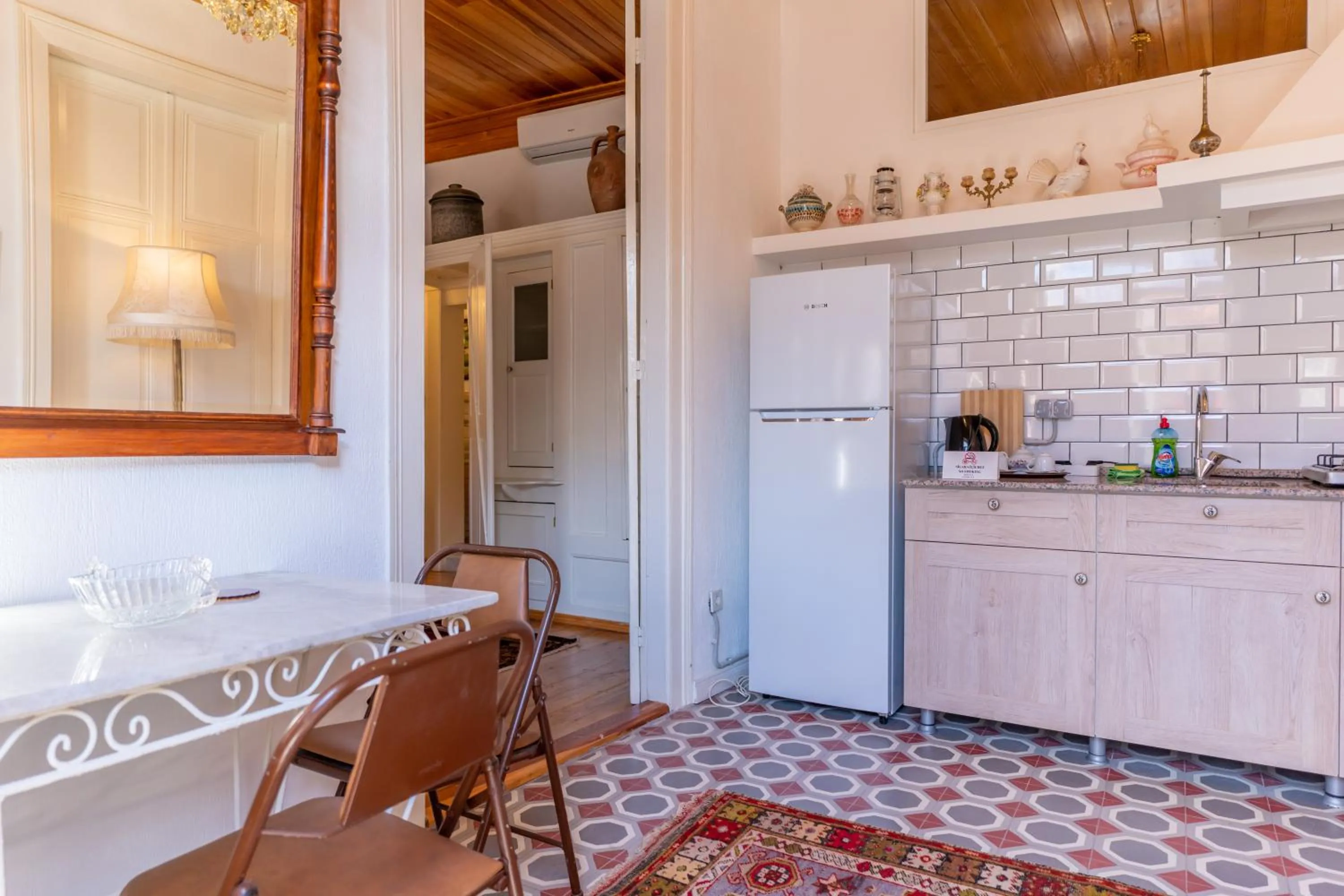 Seating area in Dutlu Konak