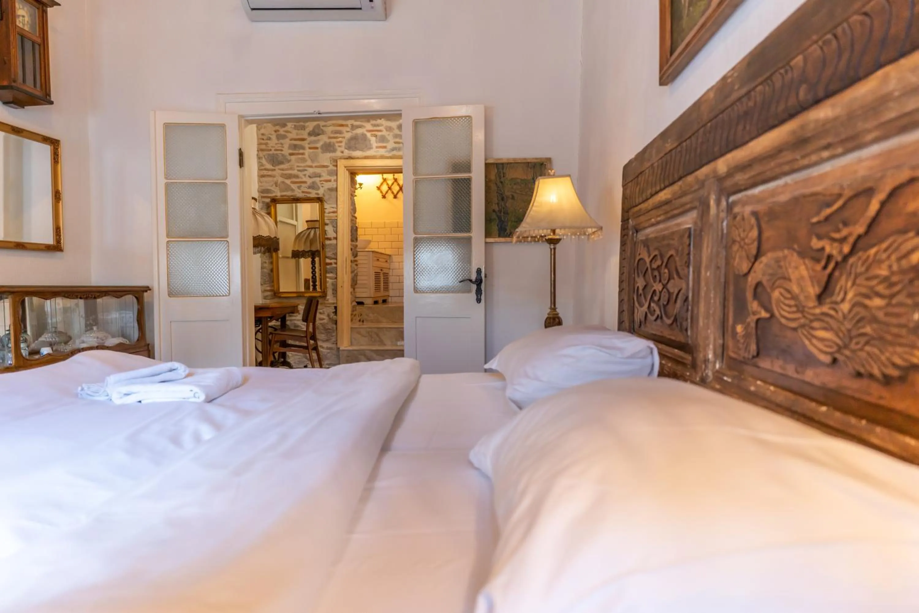 Bedroom, Bed in Dutlu Konak