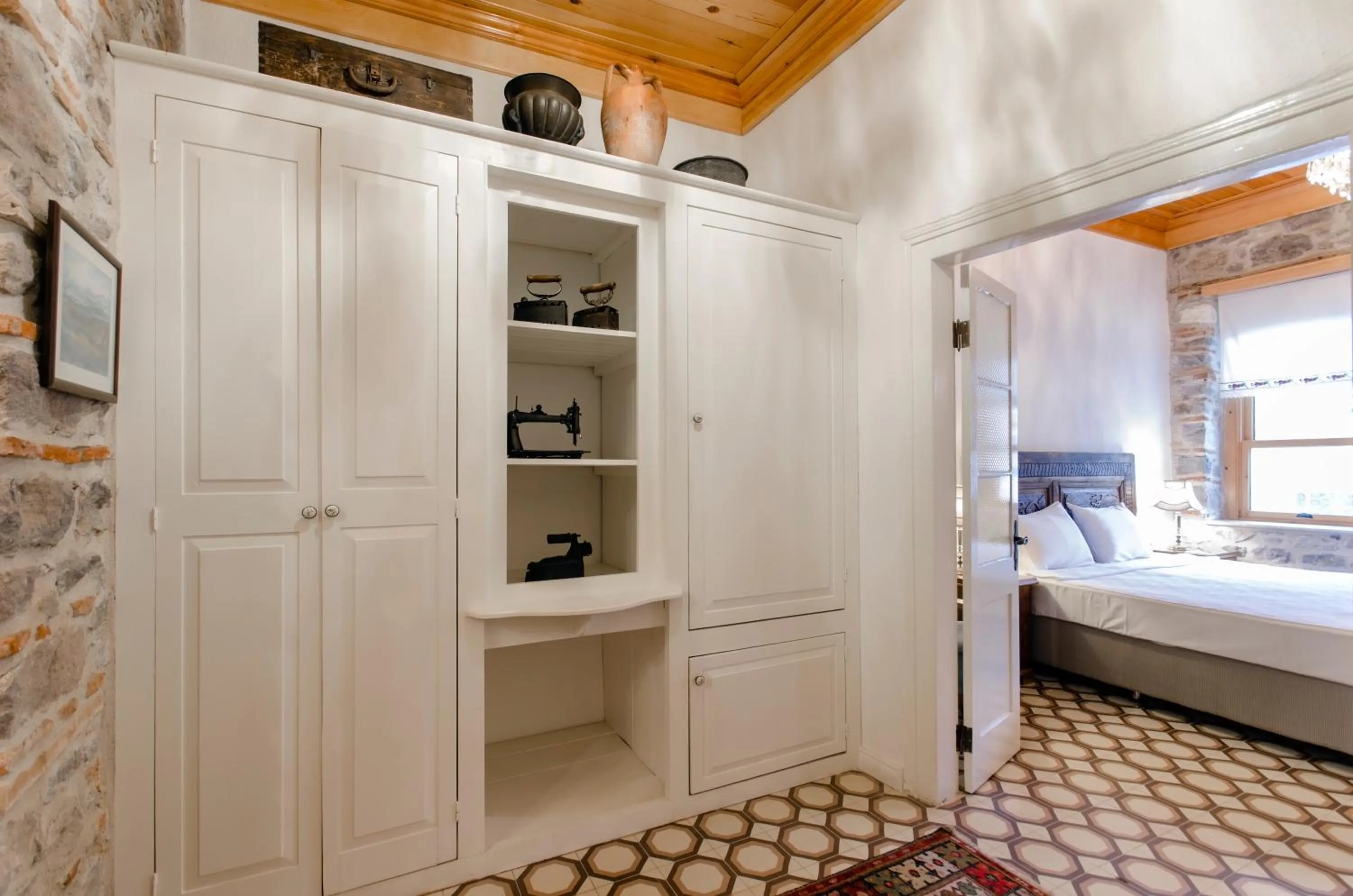 Bathroom, Bed in Dutlu Konak