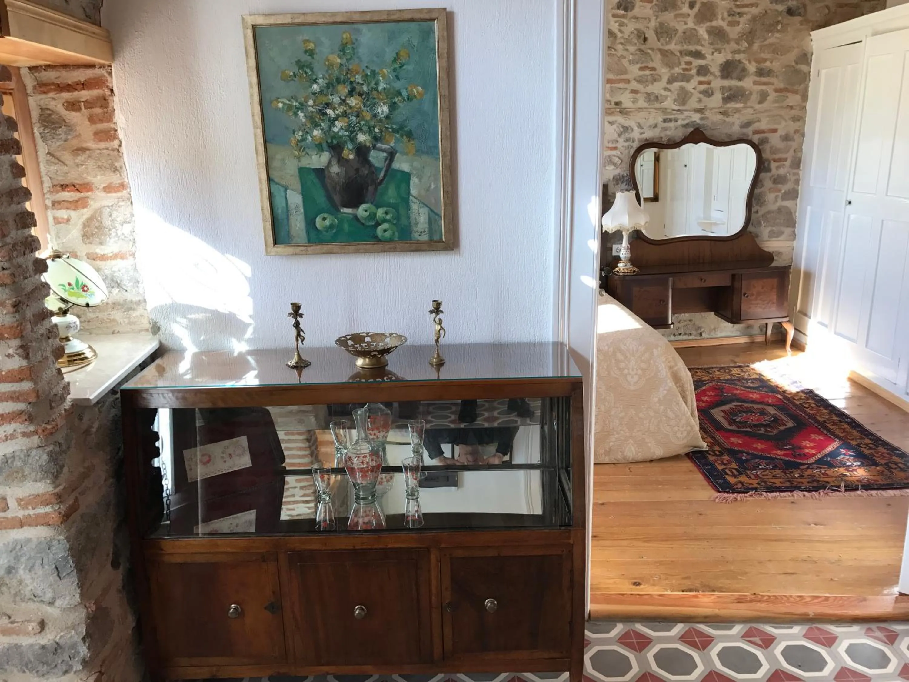 Decorative detail in Dutlu Konak