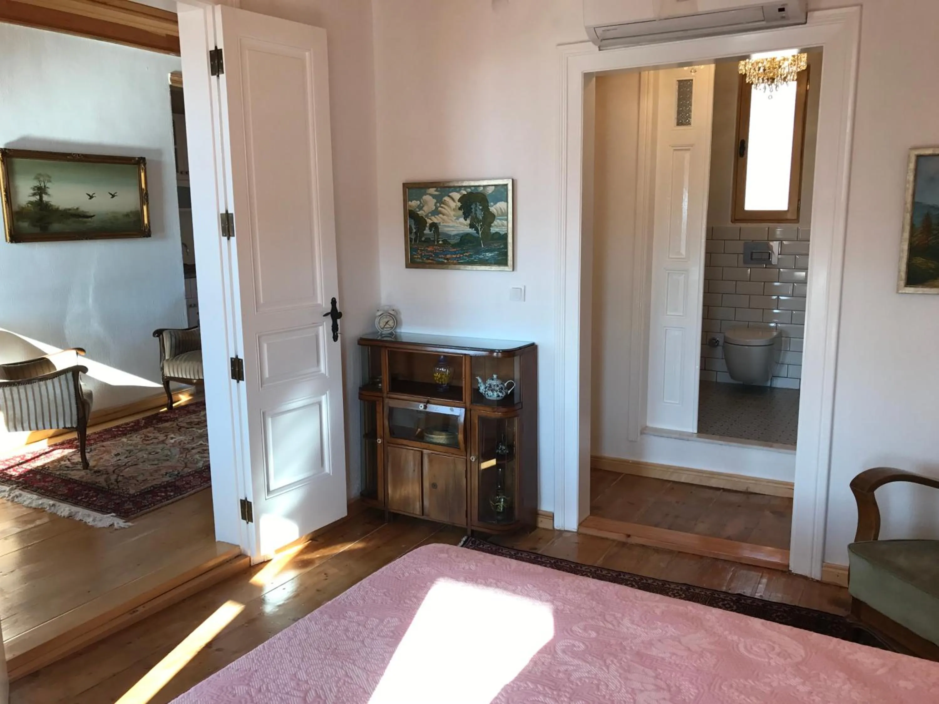 Decorative detail, Bed in Dutlu Konak