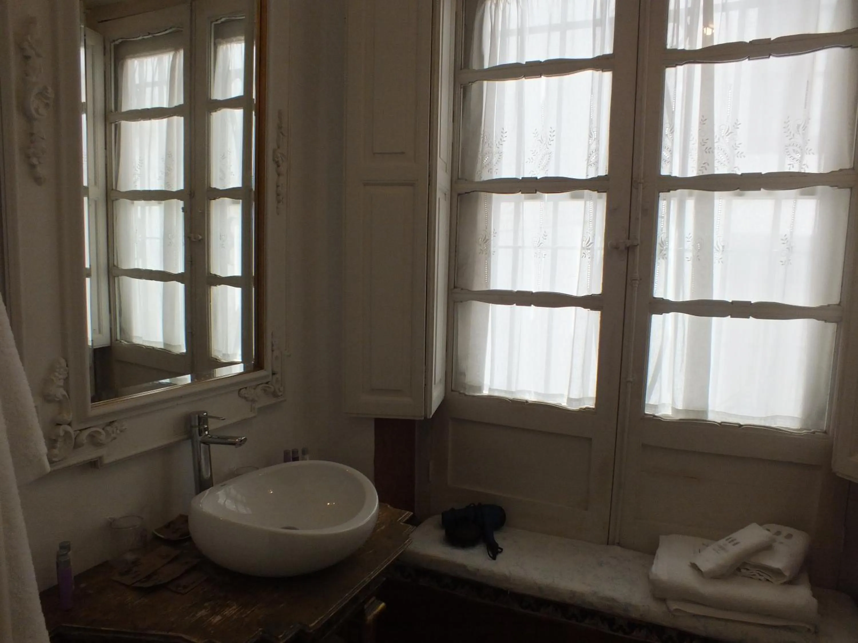 Bathroom in Casa Palacio VillaZambra