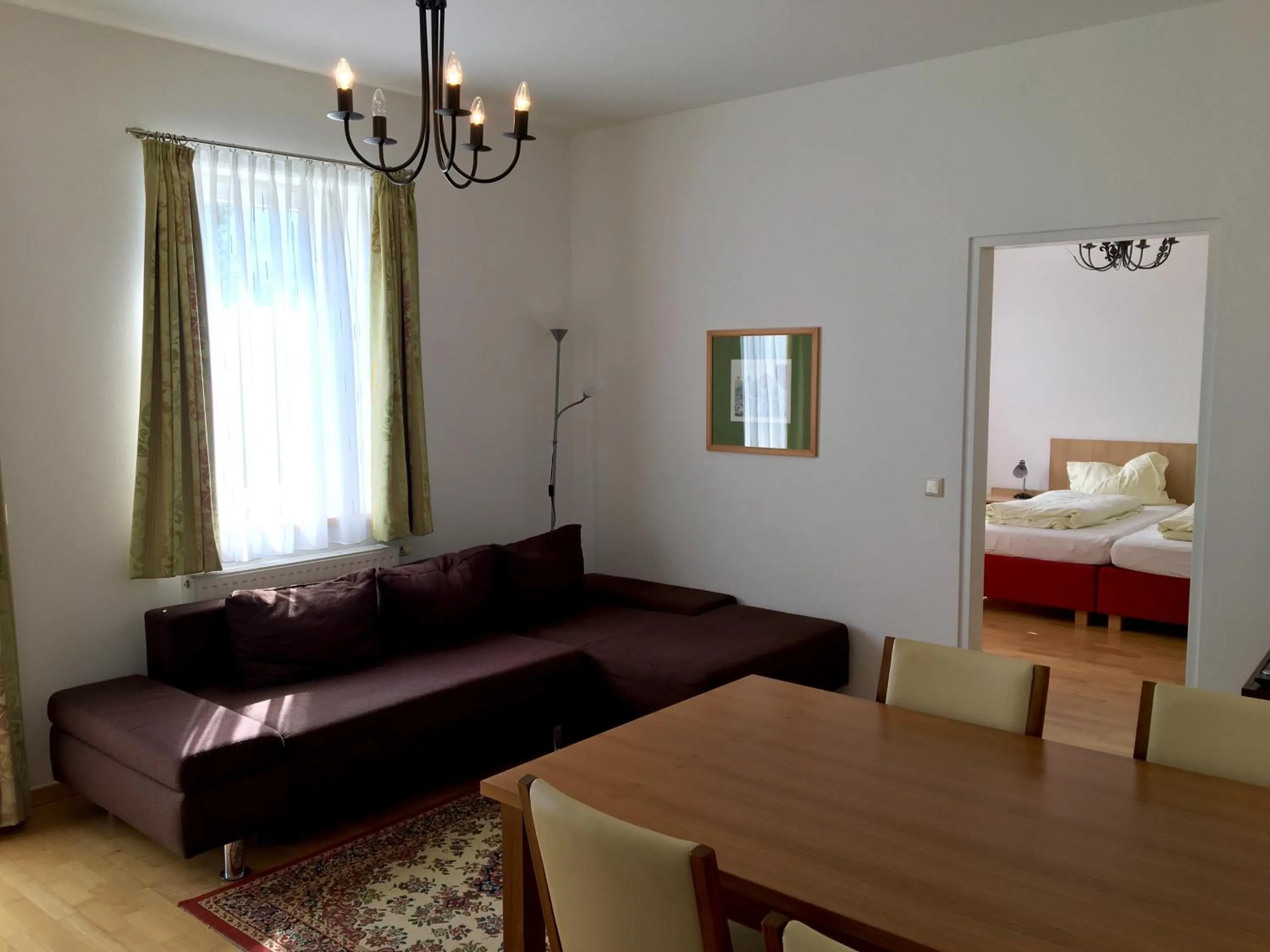 Living room, Bed in Apfelwirt