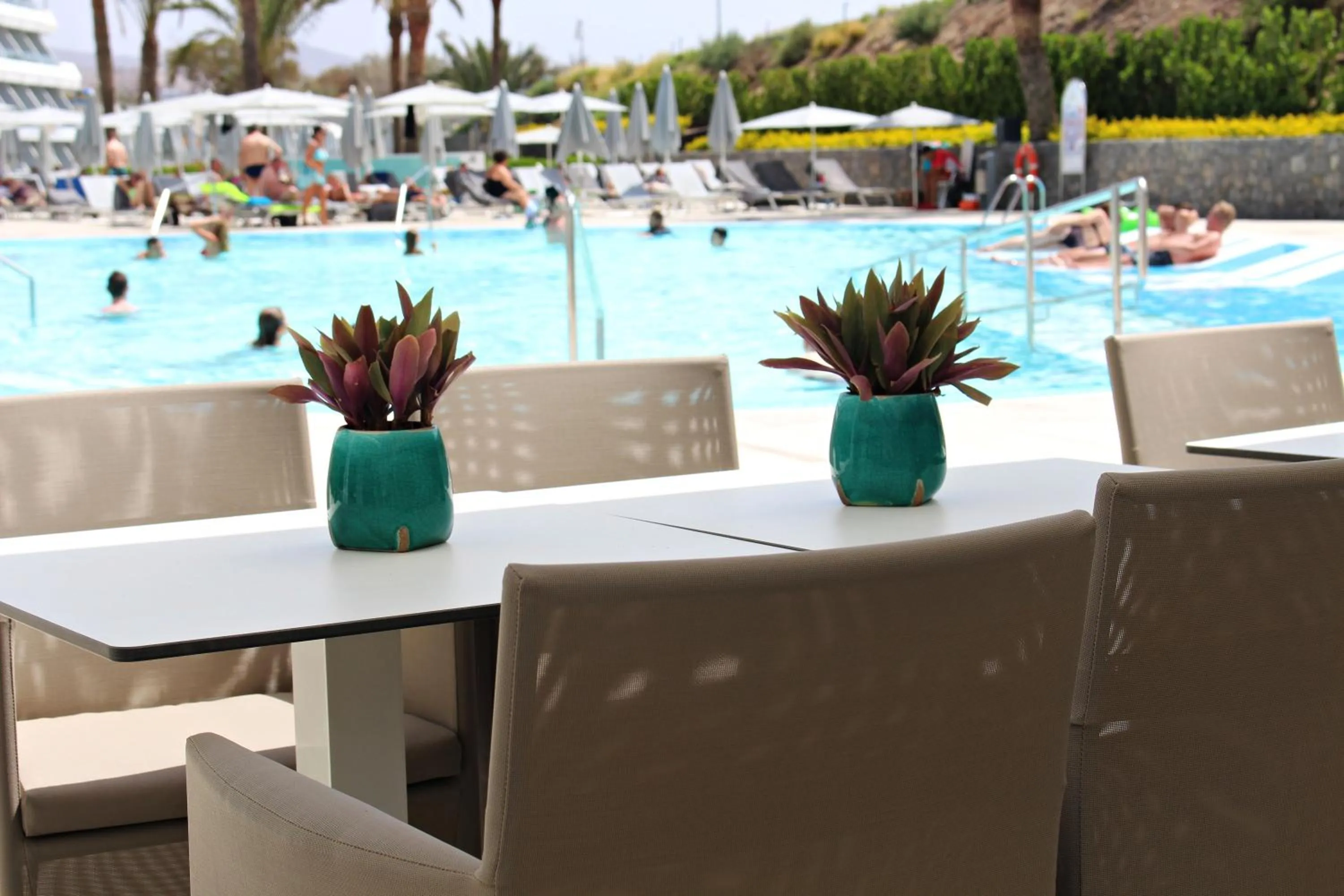 Decorative detail in Santa Monica Suites Hotel