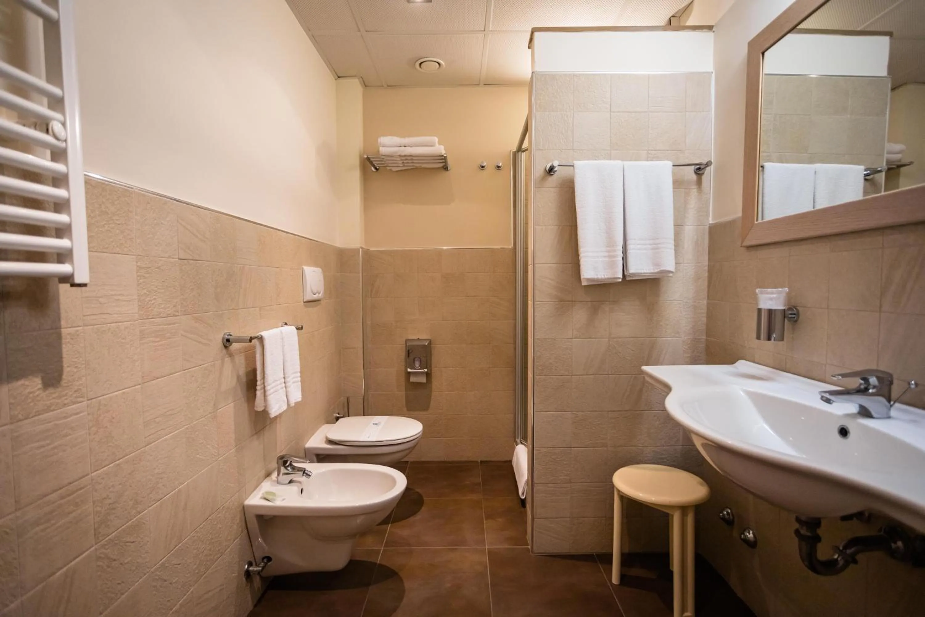 Shower in Hotel Abruzzo Marina