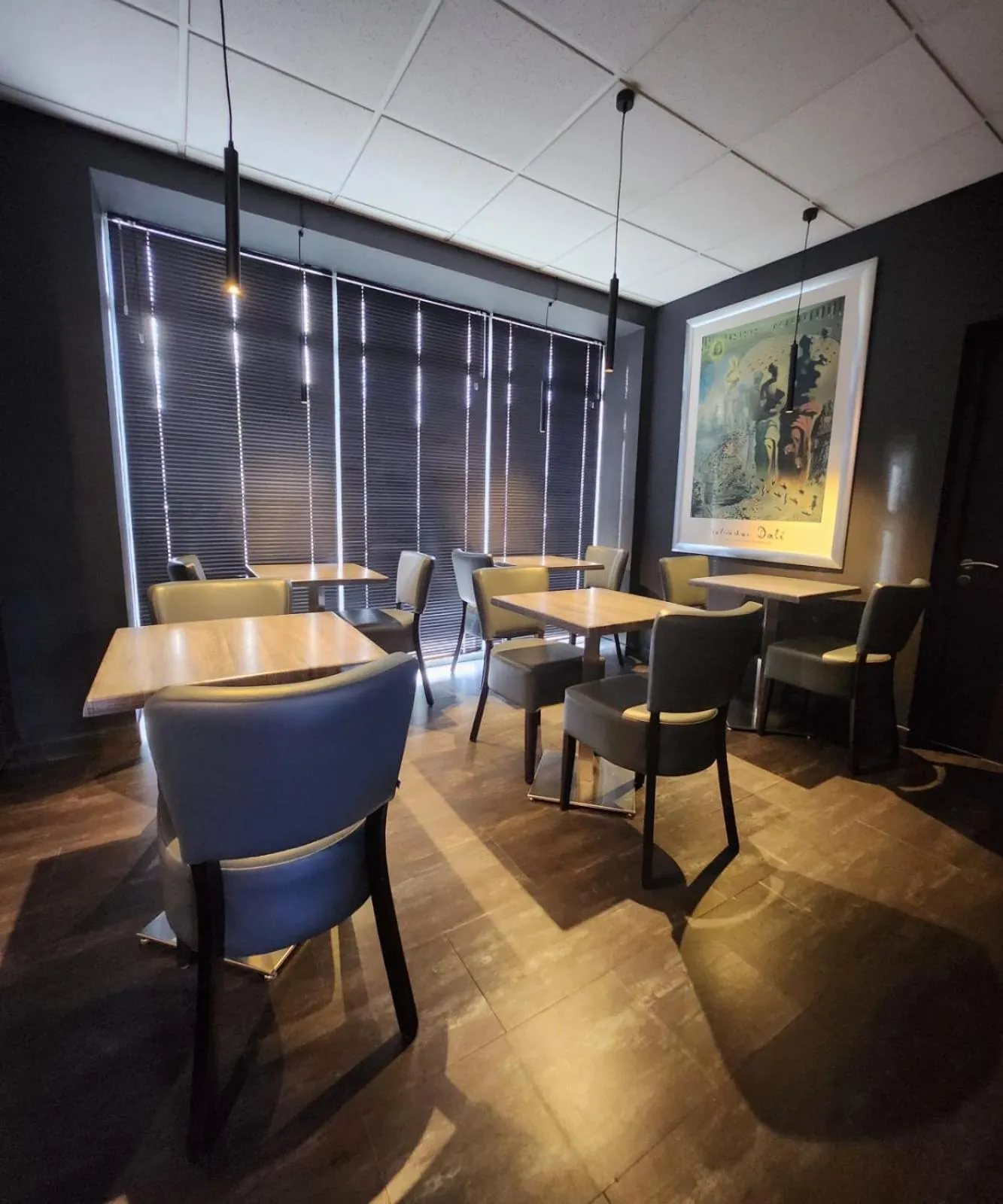 Breakfast in Cit'Hotel Le Cheval Blanc, Cognac Centre