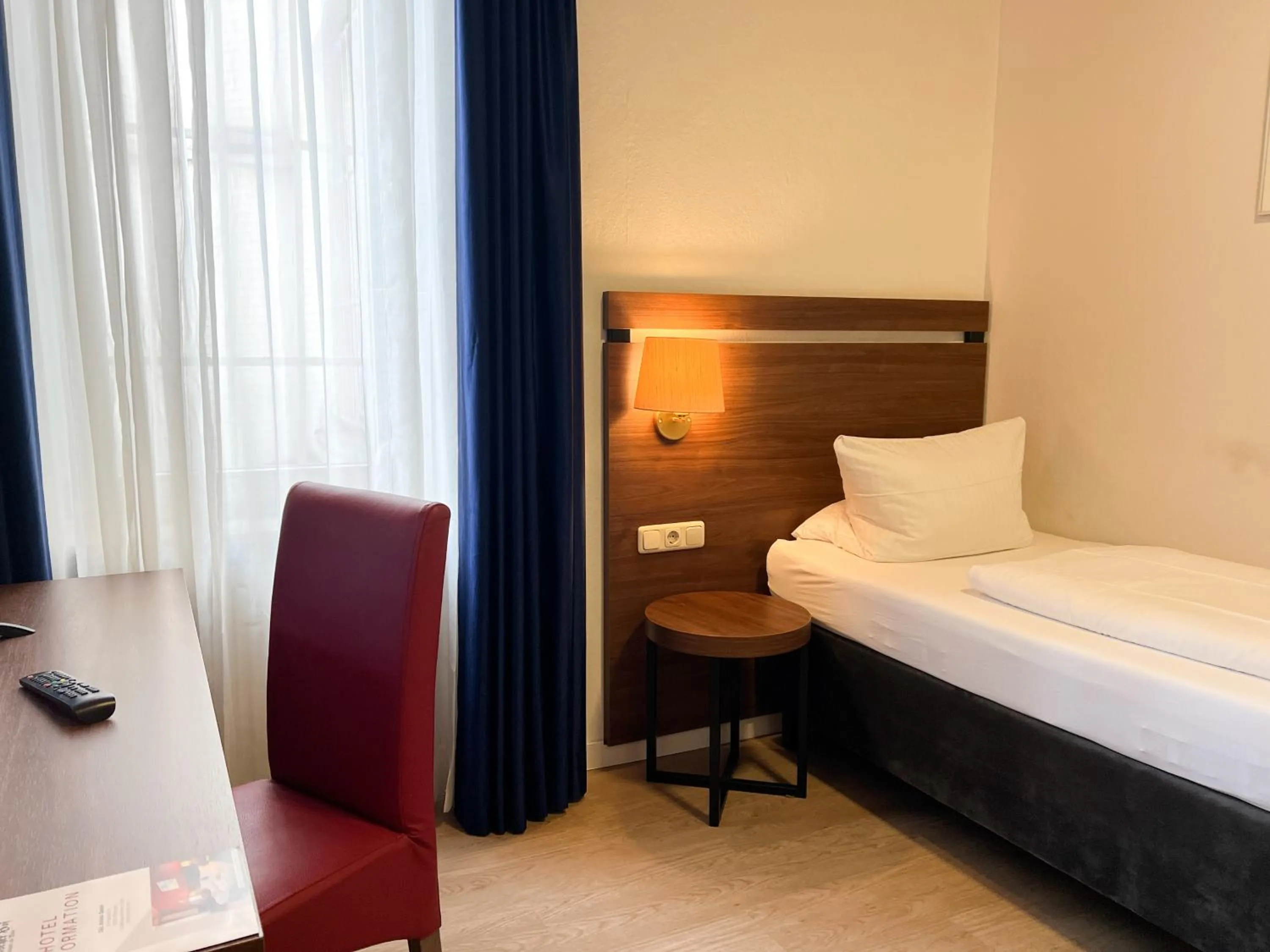 Bed in Hotel Fränkischer Hof