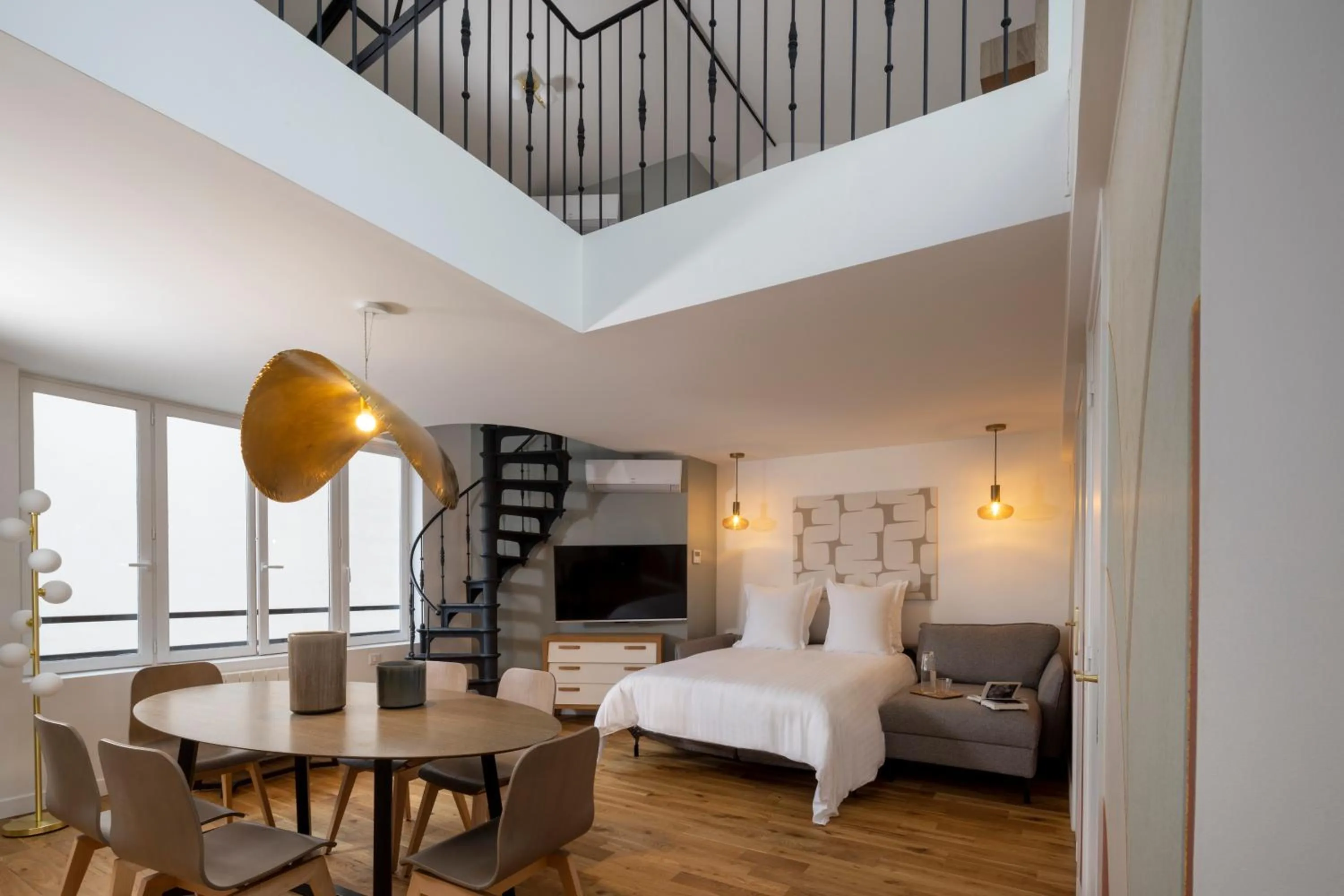 Living room, Bed in Yuna Blanche - Serviced Apartments