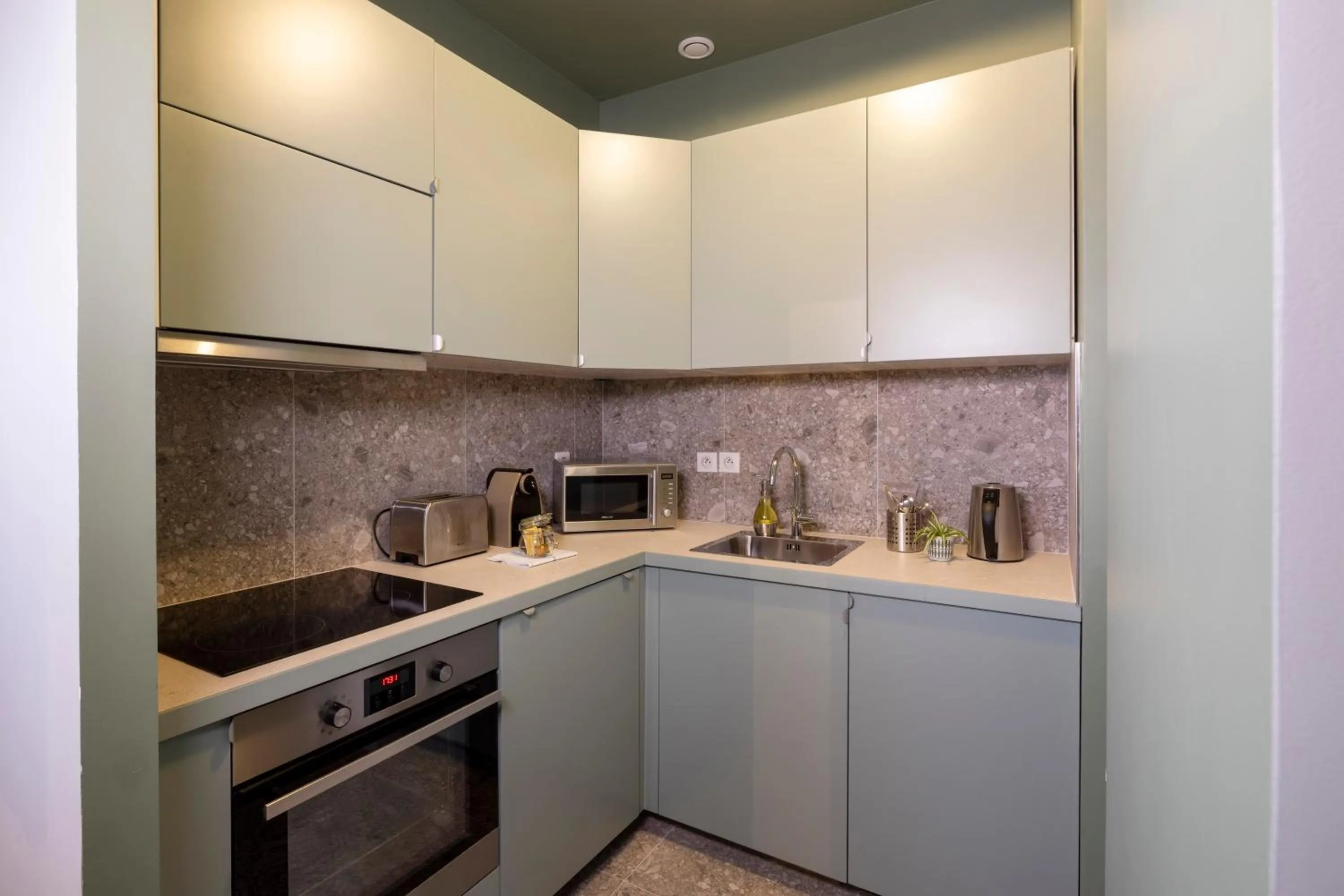 Coffee/tea facilities in Yuna Blanche - Serviced Apartments